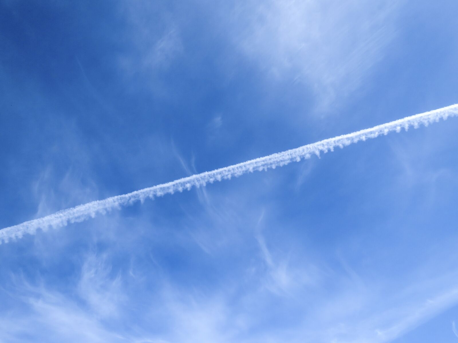 Canon PowerShot SX60 HS sample photo. Sky, blue, trace of photography