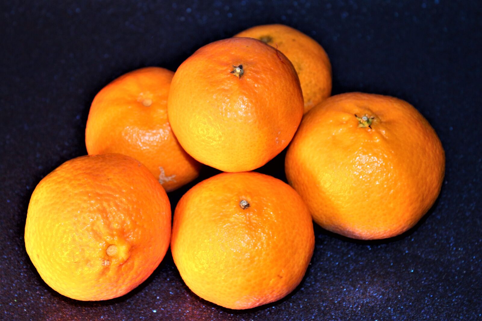 Canon EF-S 18-55mm F3.5-5.6 IS sample photo. Mandarin, fruit, orange photography