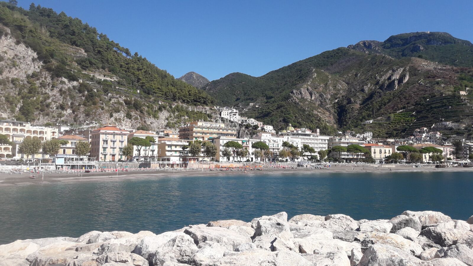 Samsung Galaxy J7 Neo sample photo. Italy, coast, maiori photography