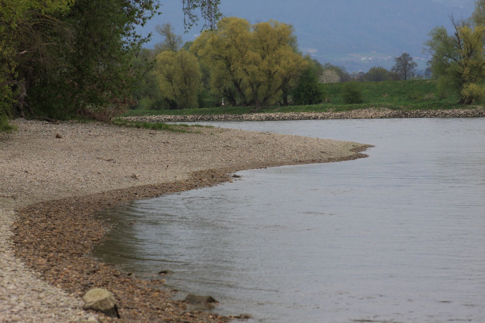Canon EOS 40D sample photo. River, bank, water photography