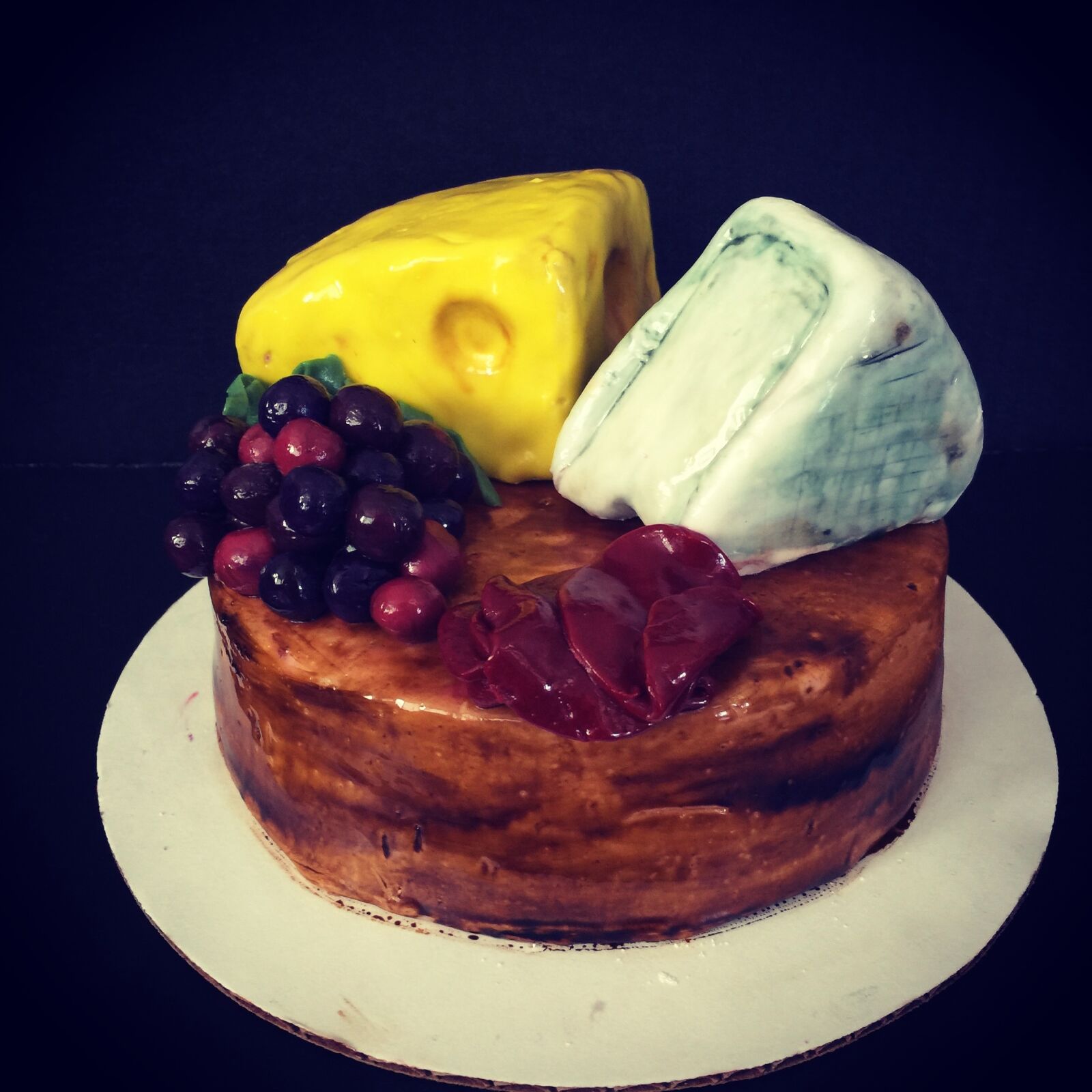 iPhone 6 Plus back camera 4.15mm f/2.2 sample photo. Cake, fondant, cheese photography