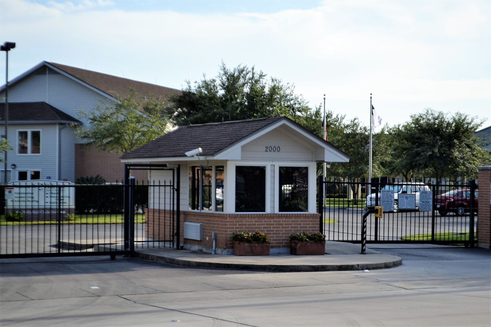 Nikon D3100 sample photo. Townhouse check point, houston photography