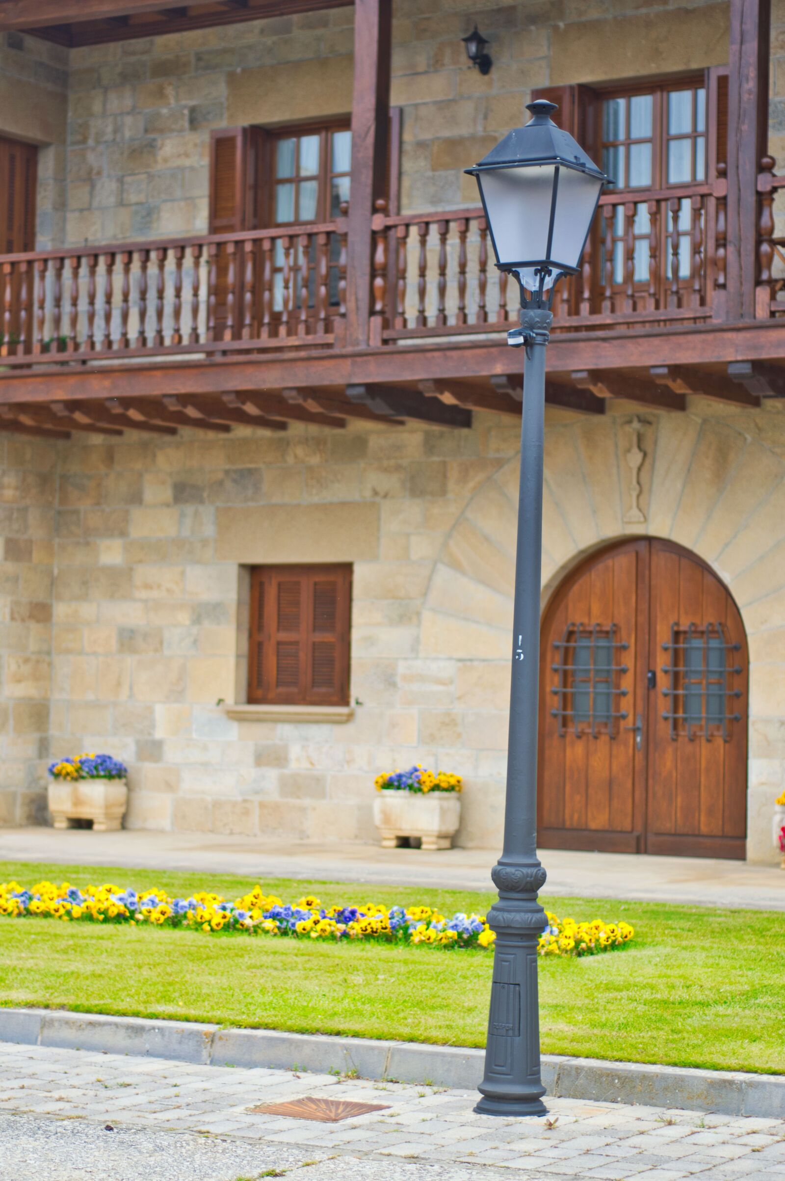 Nikon D3200 sample photo. Navarre, spain, architecture photography