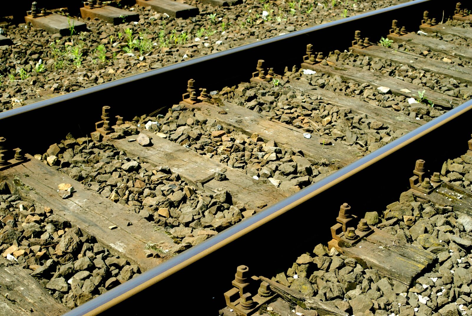 Sony Alpha DSLR-A200 sample photo. Tracks, railway, hiking trails photography