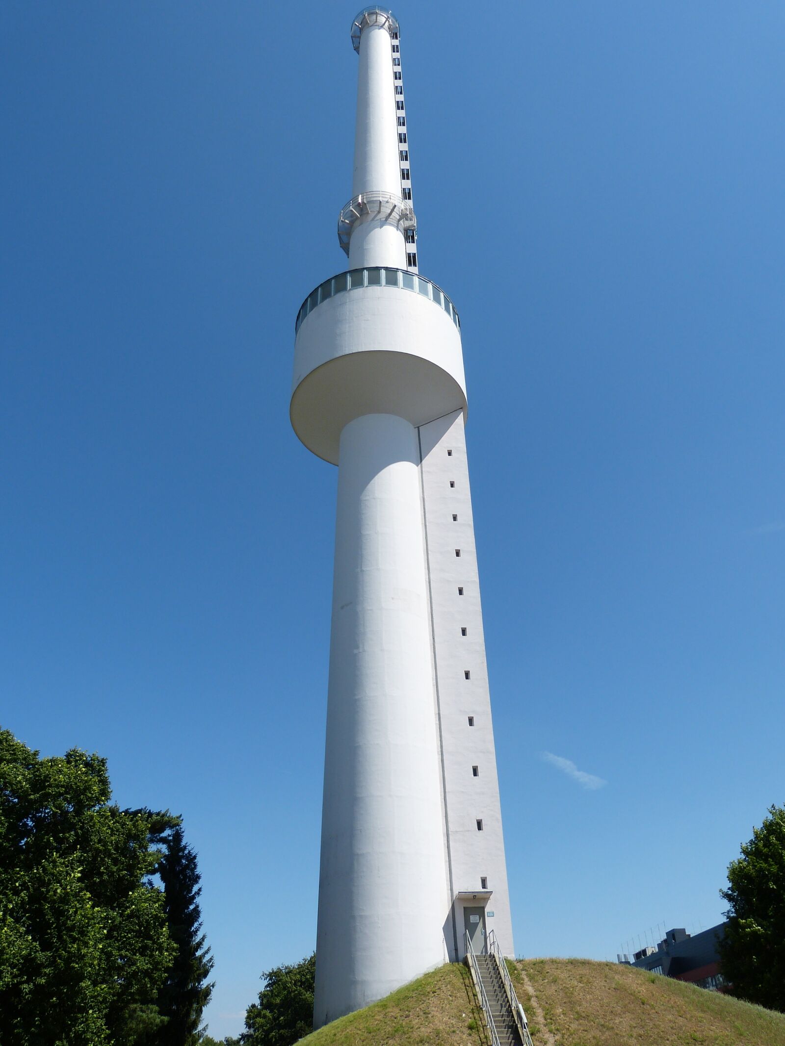 Panasonic Lumix DMC-FZ150 sample photo. Water tower, water storage photography