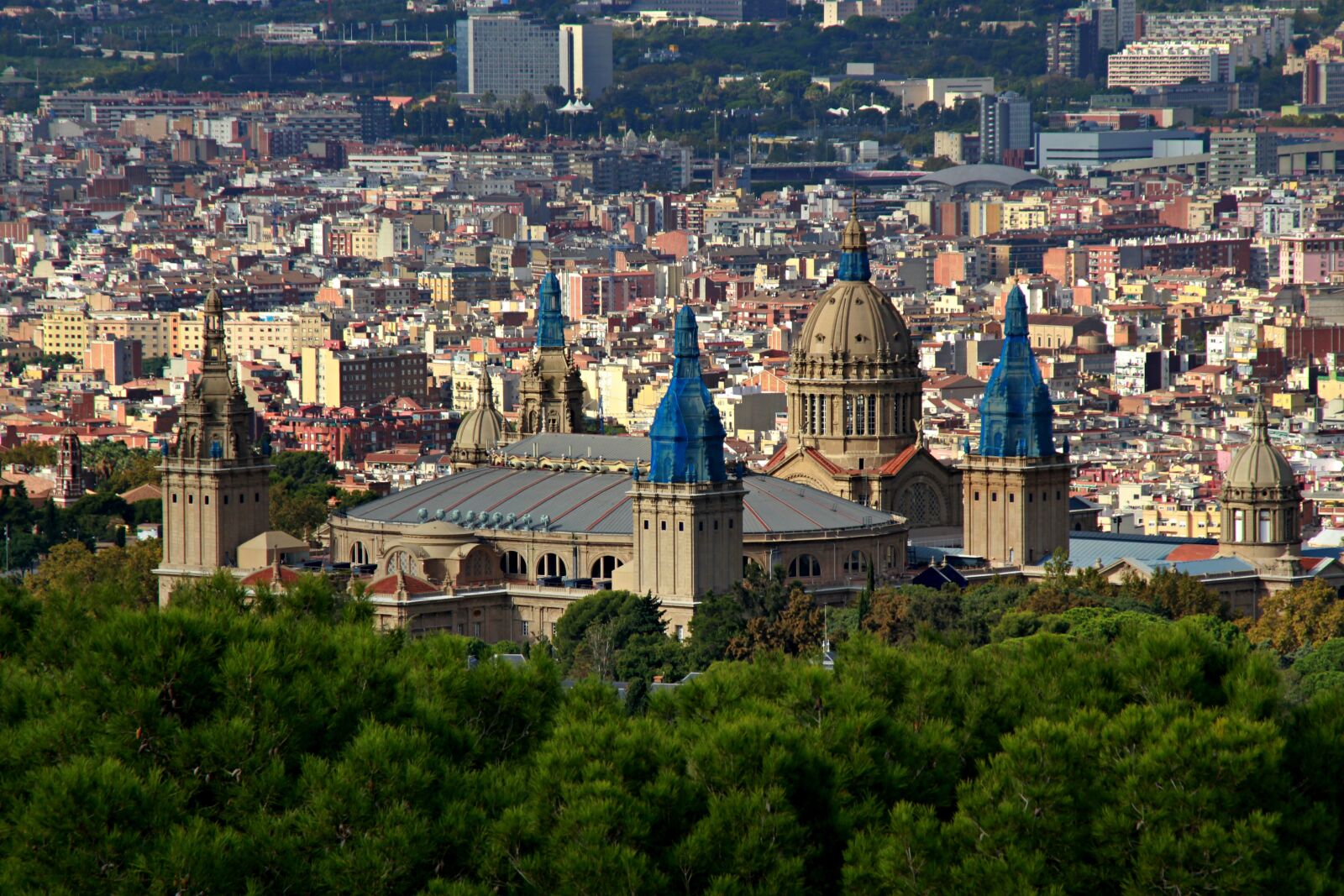 Canon EOS 700D (EOS Rebel T5i / EOS Kiss X7i) sample photo. Barcelona, city, spain photography