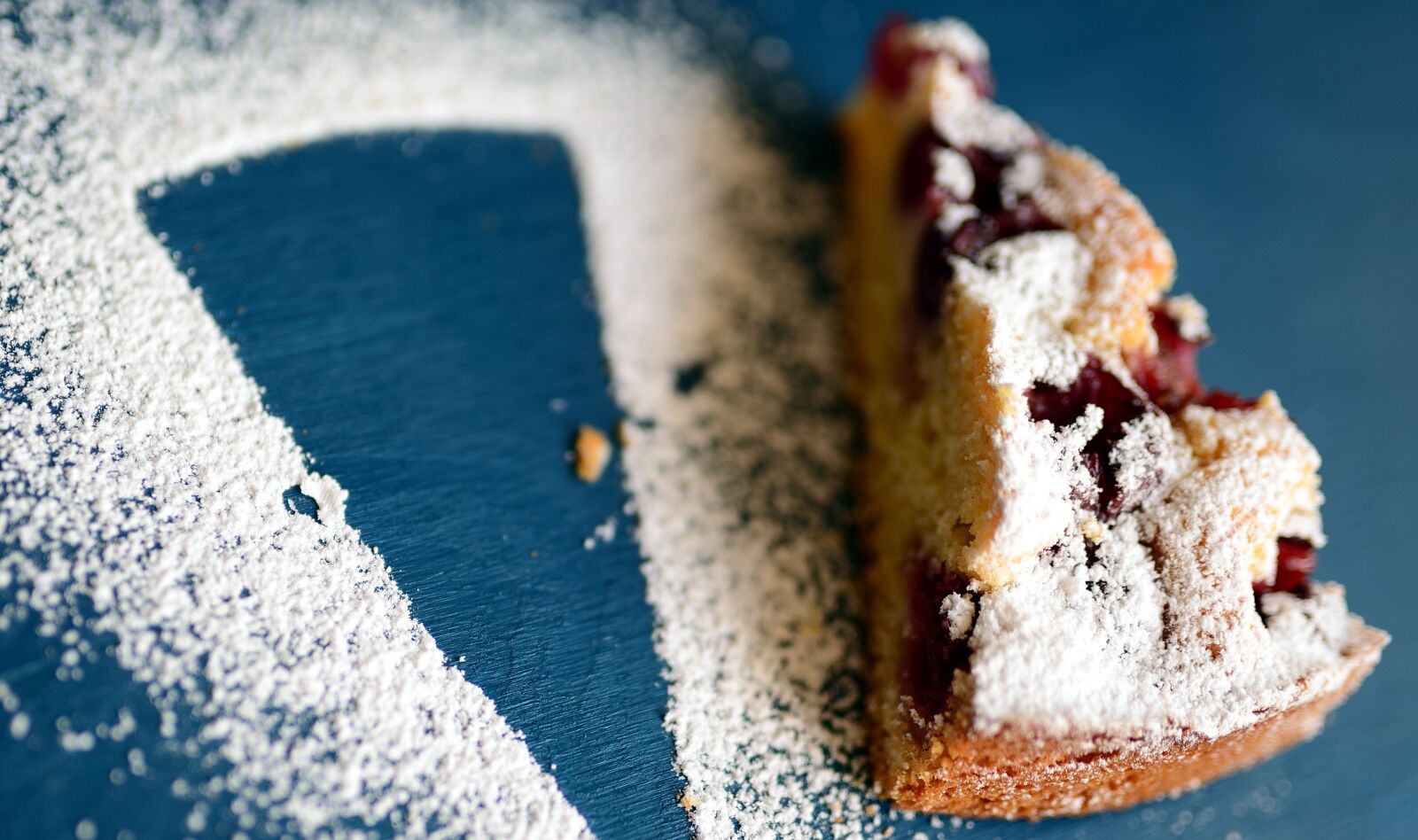 Nikon D610 sample photo. Cake, cherry pie, bake photography