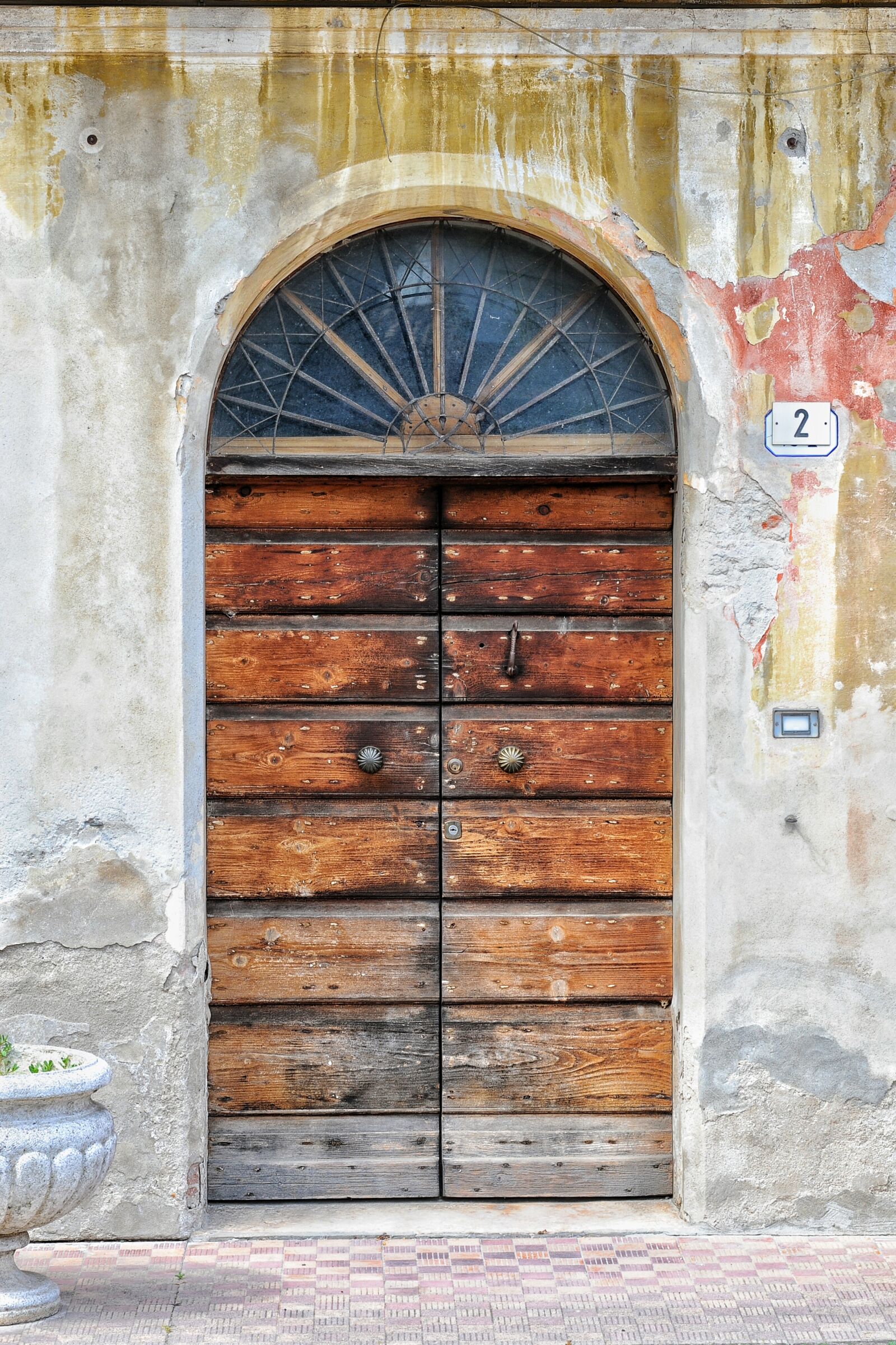 Nikon D700 sample photo. Door, wood, texture photography