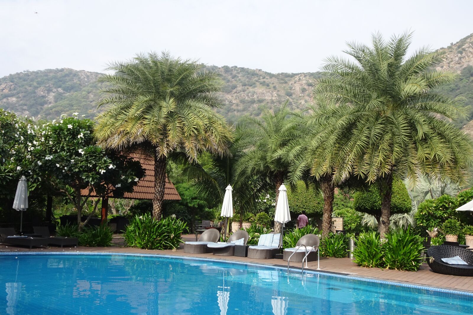 Sony Cyber-shot DSC-HX90V sample photo. Pool, resort, architecture photography