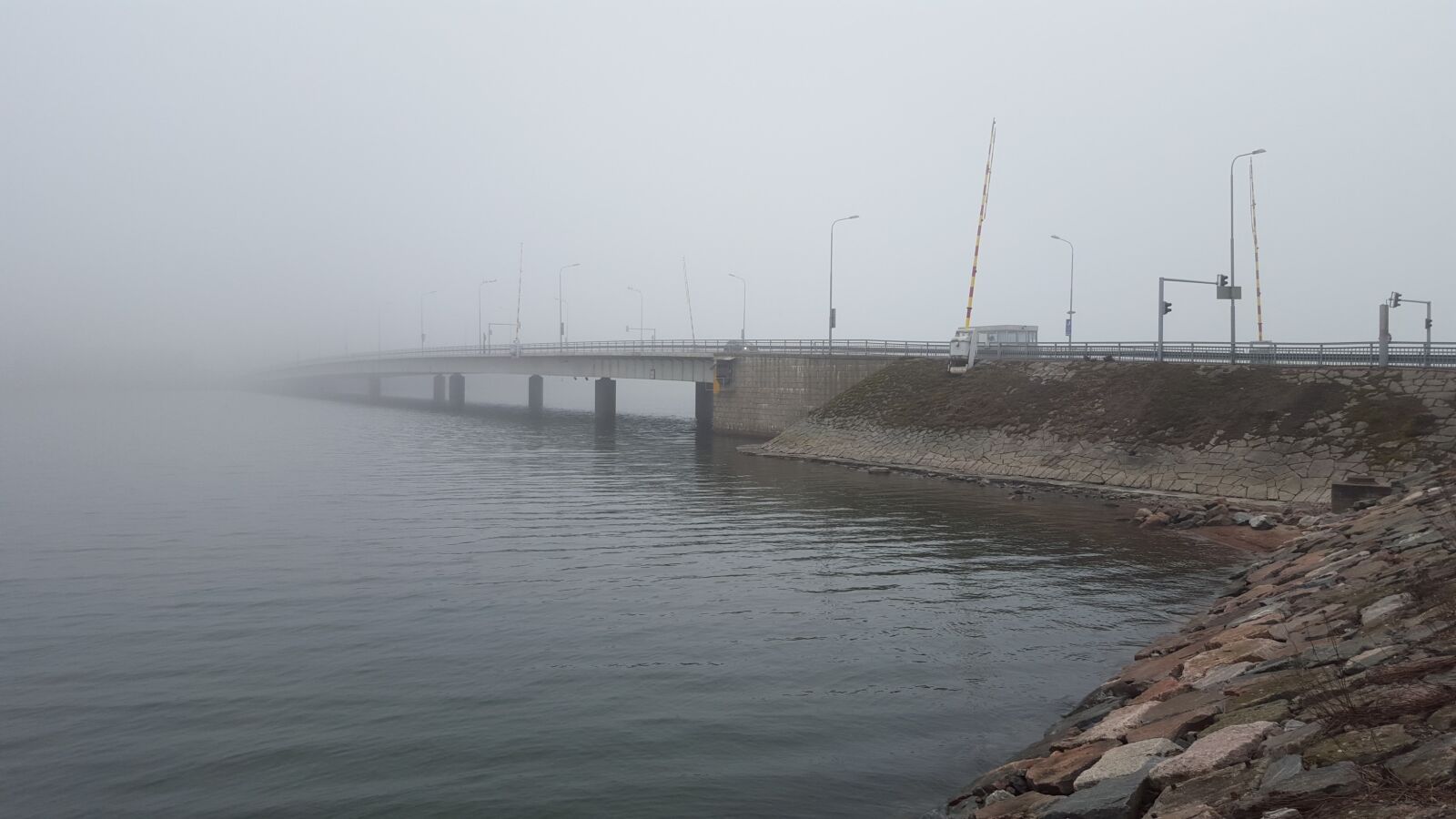 Samsung Galaxy S6 sample photo. Fog, island ferry, helsinki photography