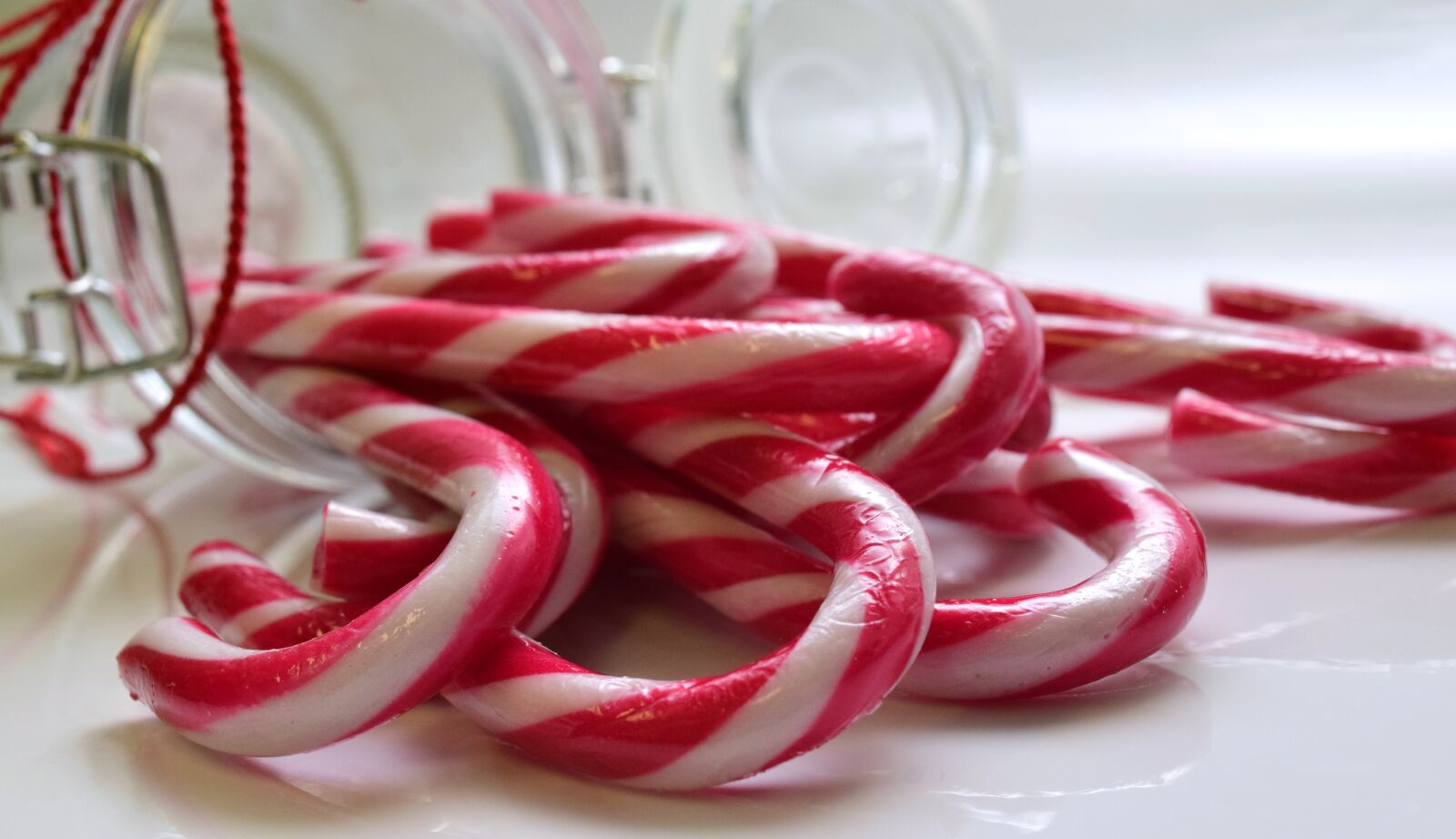 Nikon D3300 sample photo. Sugar, candy canes, sweet photography