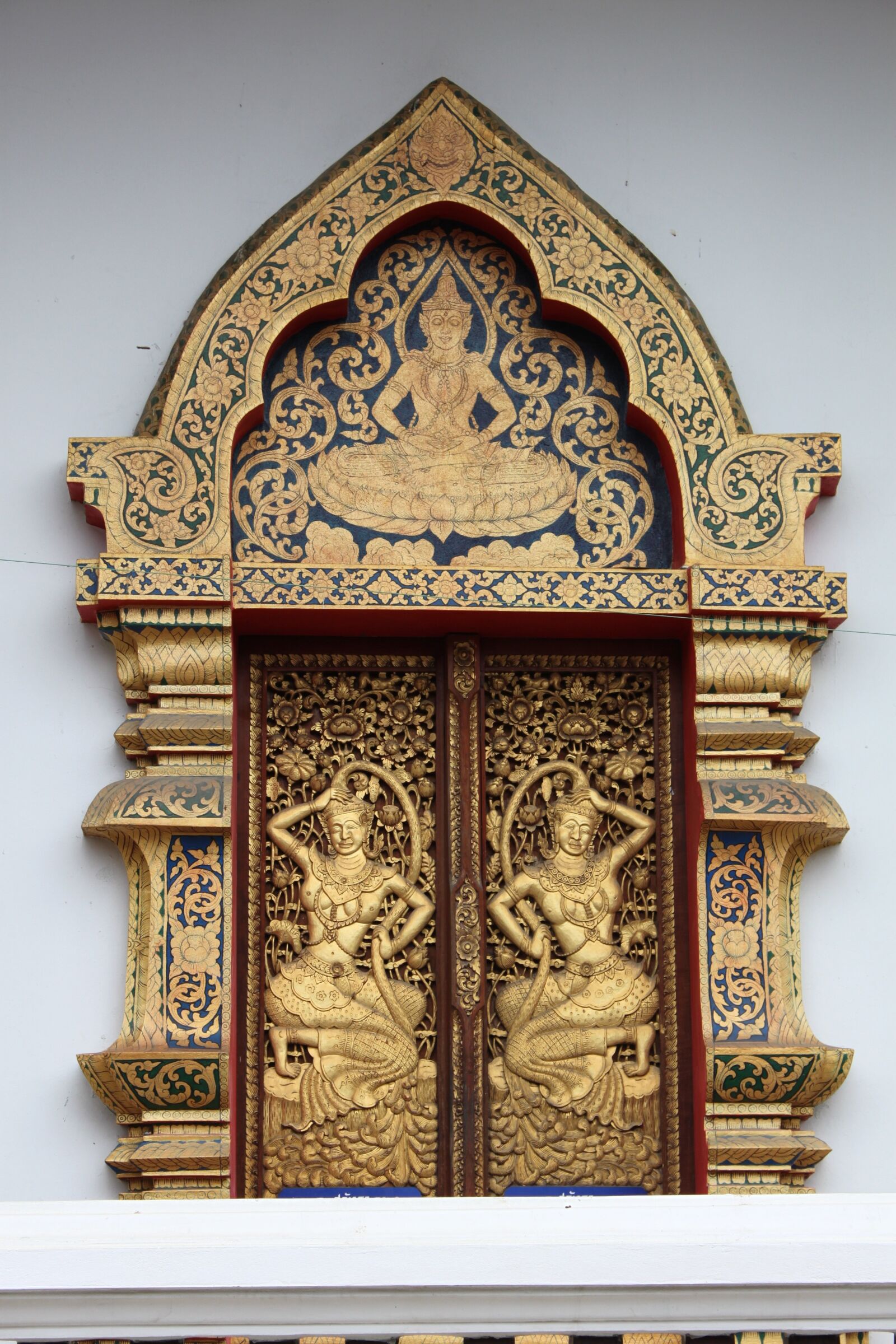 Canon EOS 500D (EOS Rebel T1i / EOS Kiss X3) sample photo. Window, temple, north thailand photography