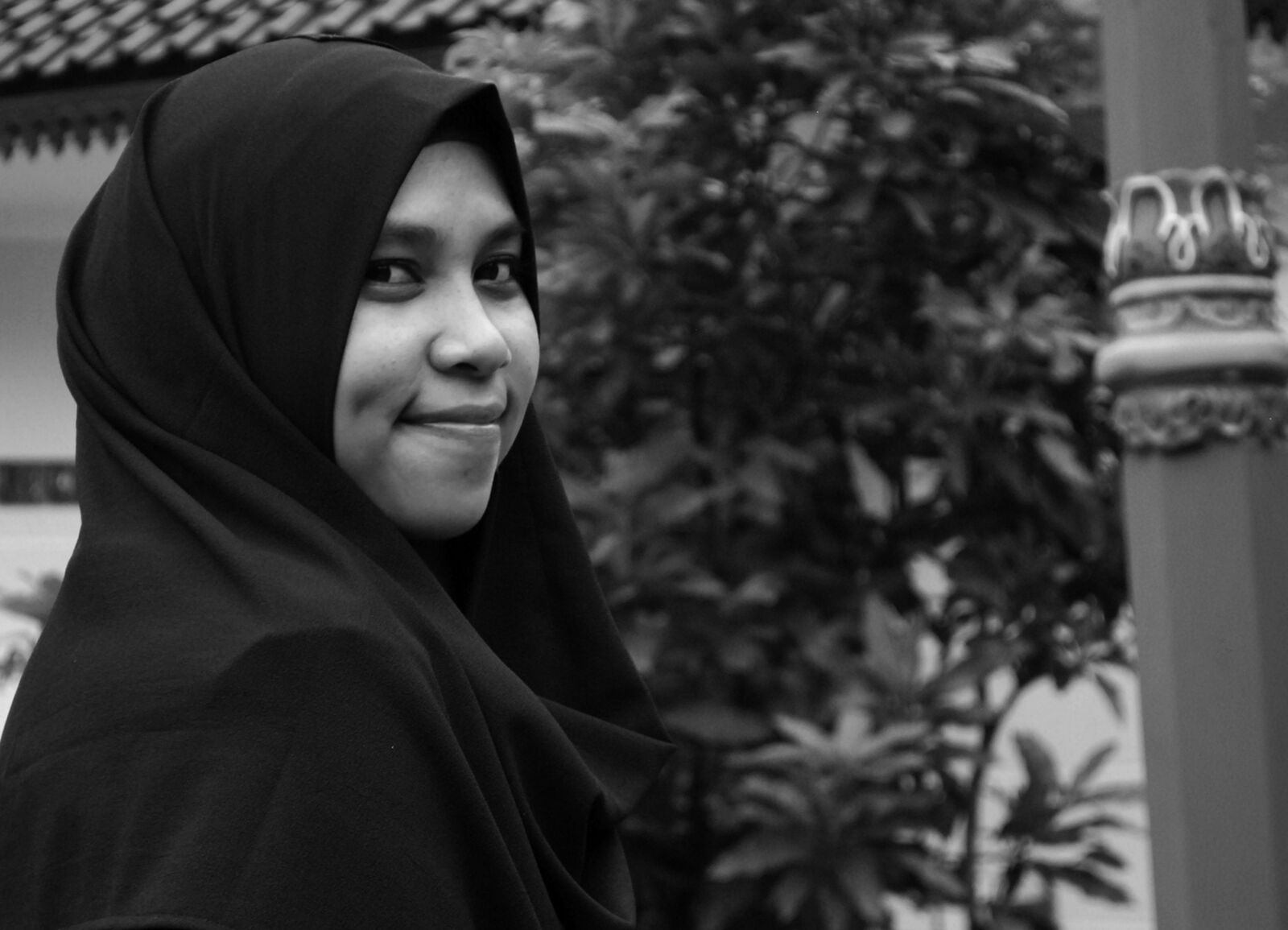 Nikon D60 sample photo. Hijab, girl, muslim photography