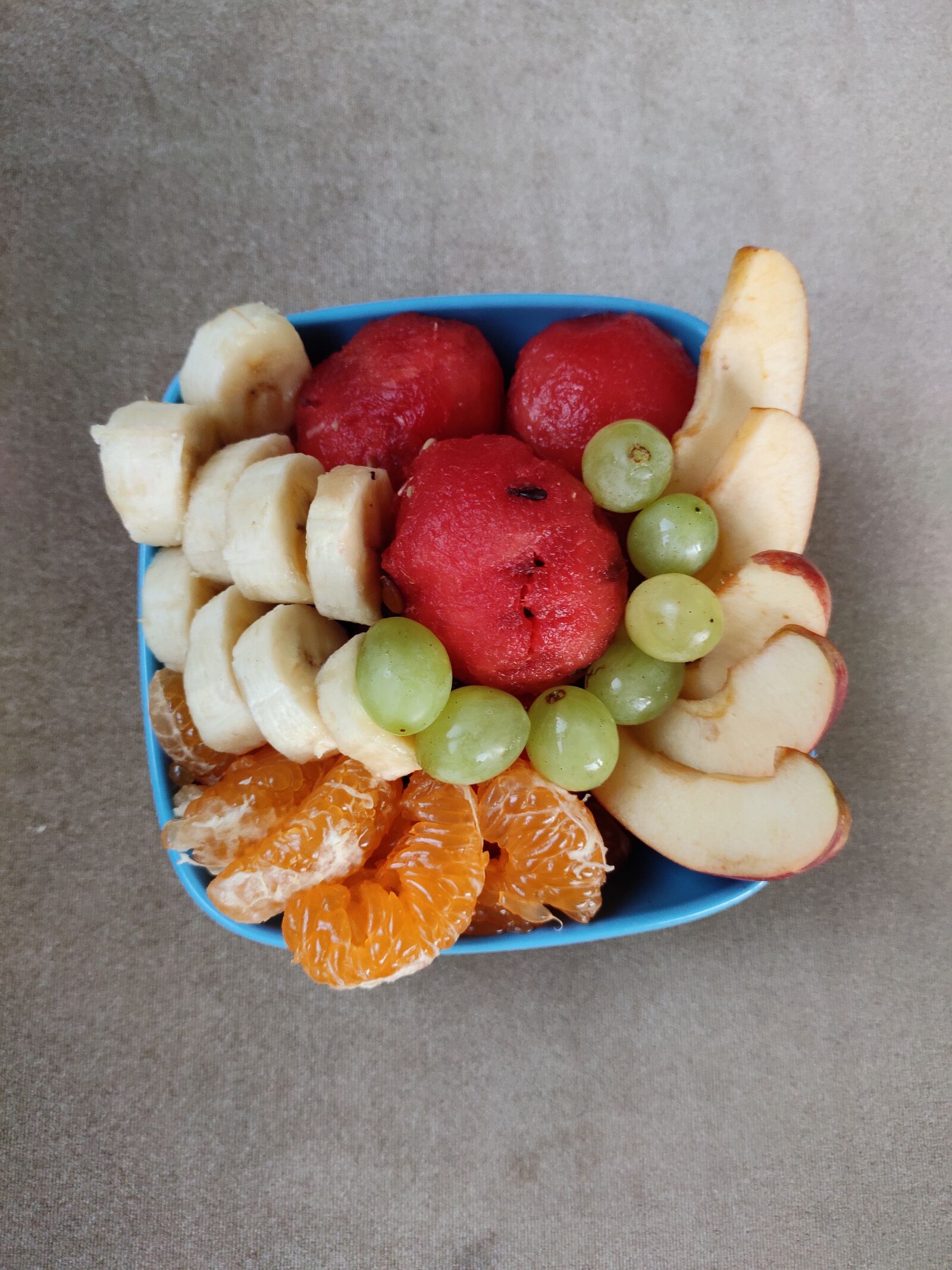 Xiaomi Redmi Note 7 Pro sample photo. Good, fruit, salad photography