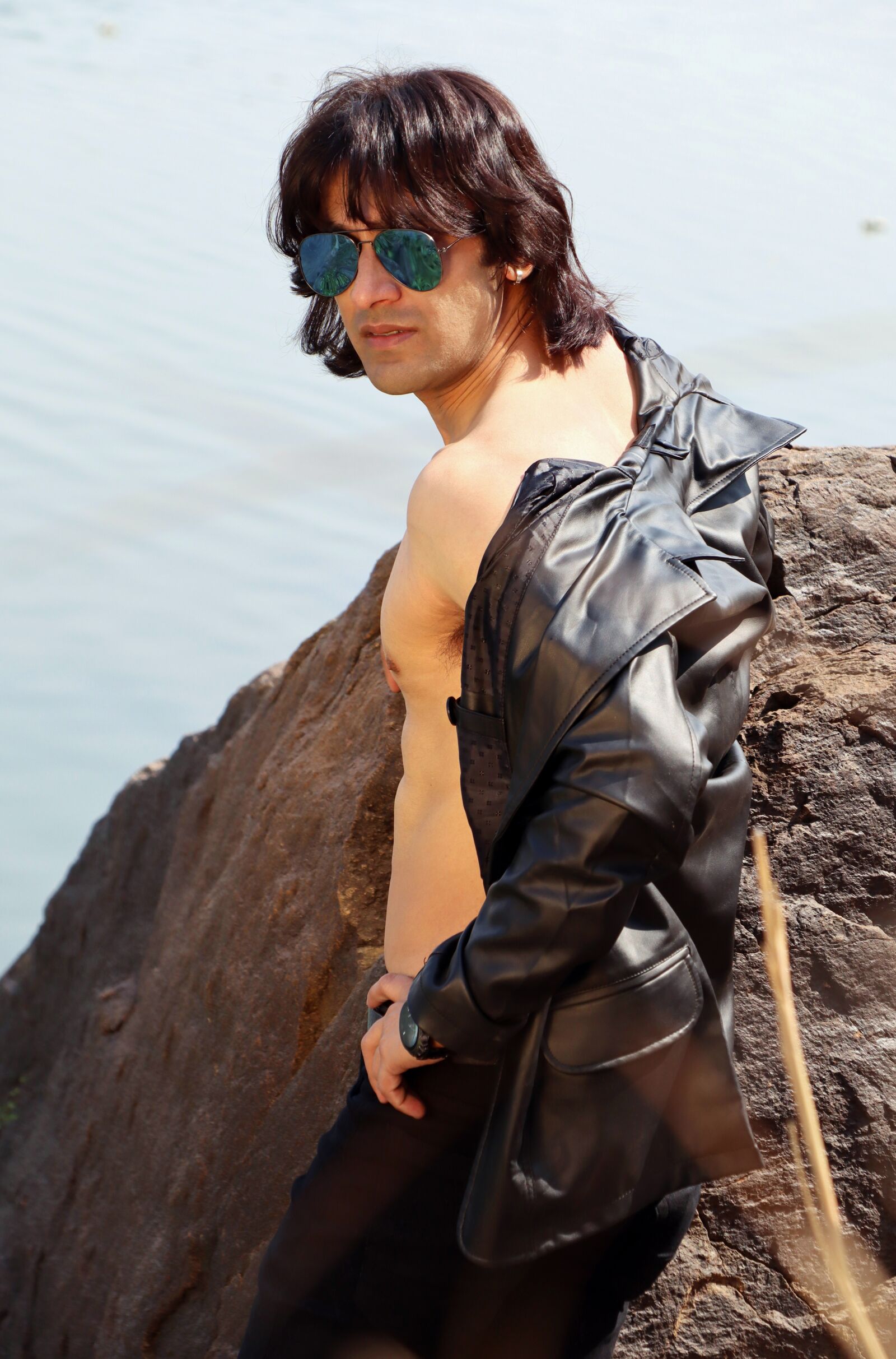 Canon EF-M 18-150mm F3.5-6.3 IS STM sample photo. Men fitness, action style photography