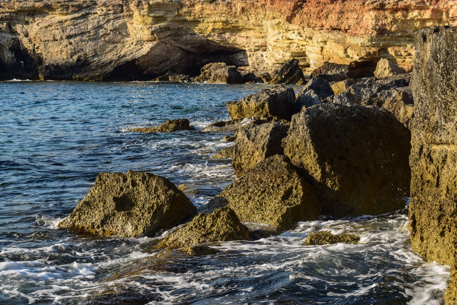 Nikon D3300 sample photo. Rocks, rocky coast, wave photography