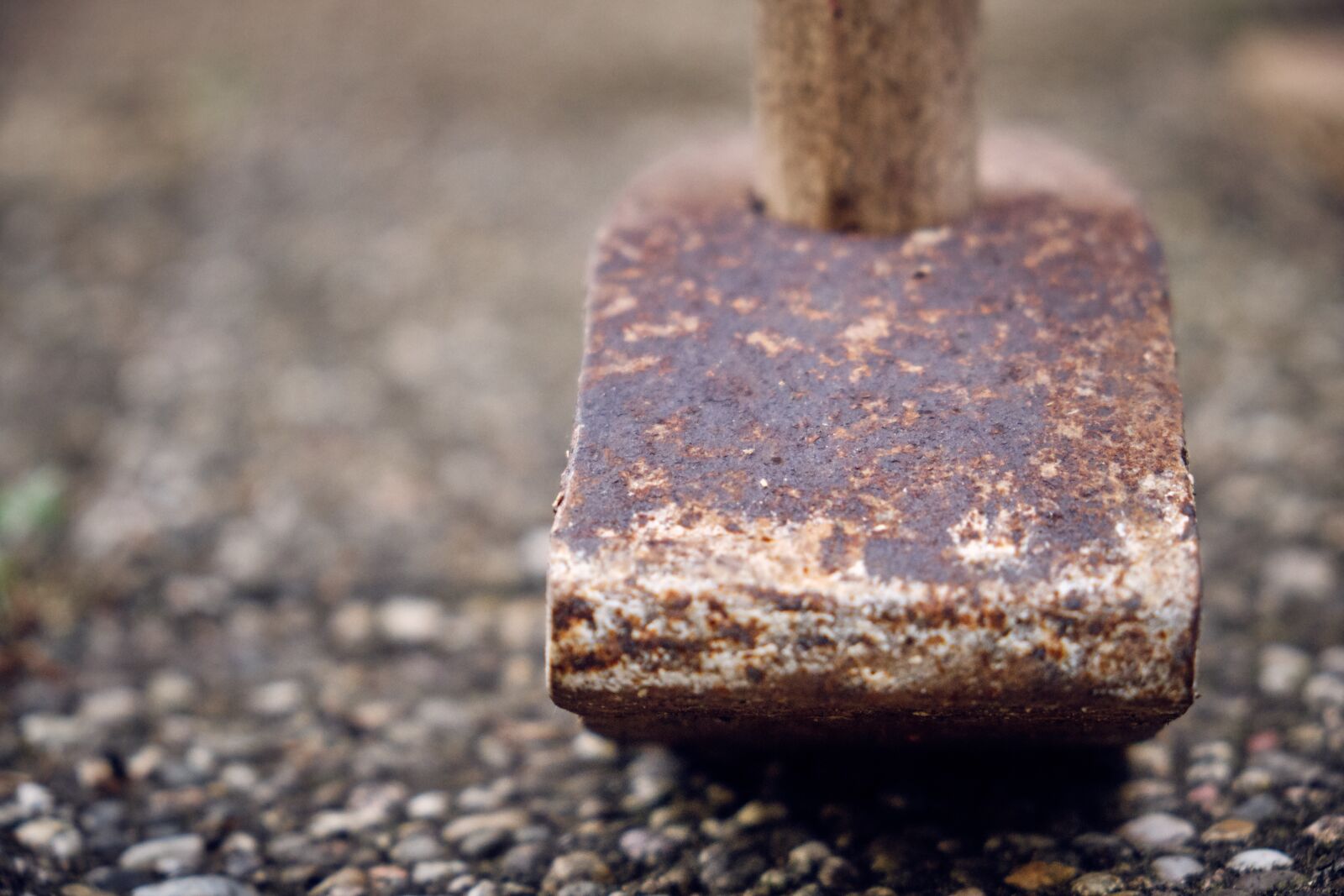 Fujifilm XF 18-55mm F2.8-4 R LM OIS sample photo. Hammer, close up, sledge photography