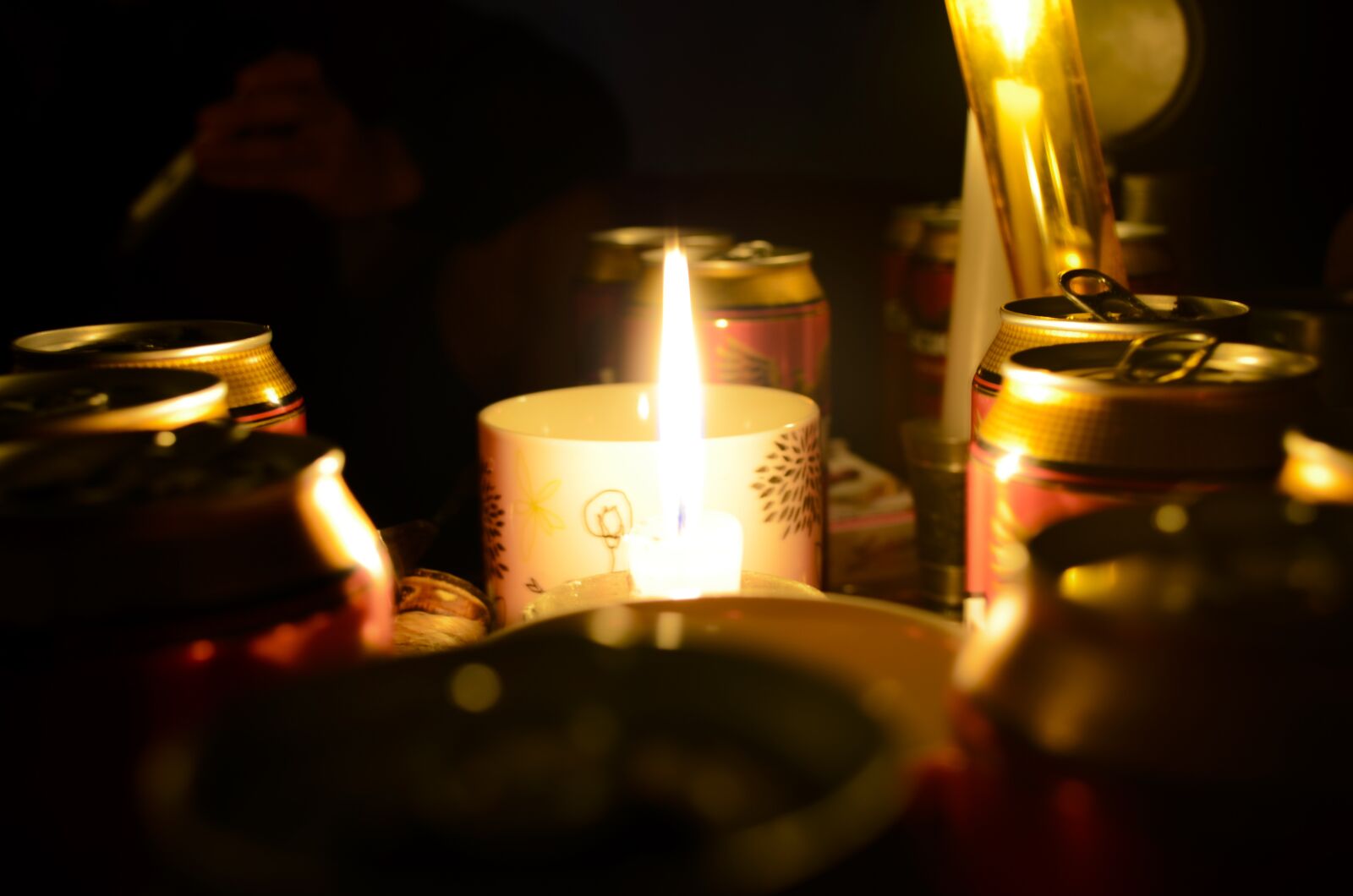 Nikon D5100 sample photo. Beers, reel, light photography