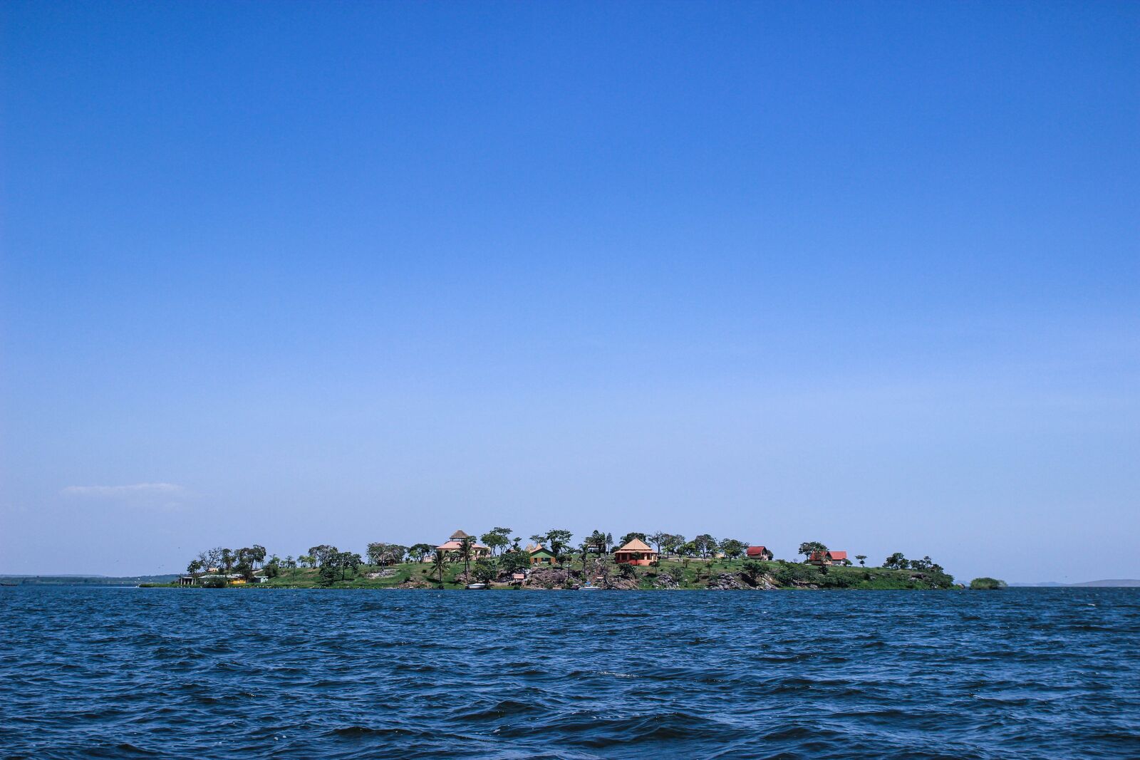 Canon EOS 600D (Rebel EOS T3i / EOS Kiss X5) sample photo. Summer, traveler, water photography