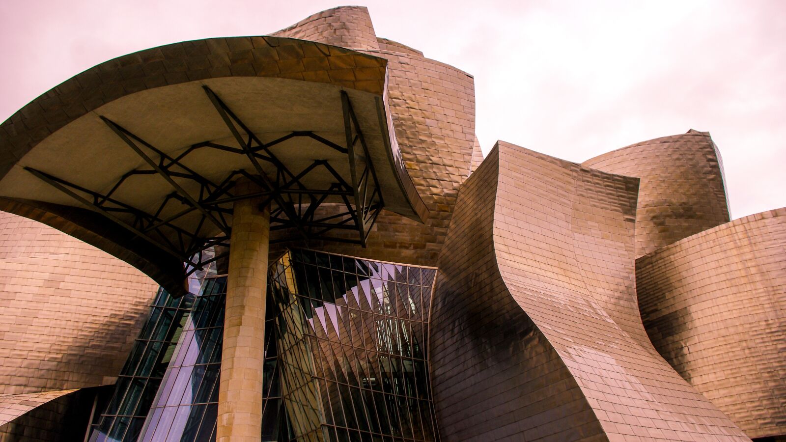 smc PENTAX-DA L 18-55mm F3.5-5.6 sample photo. Bilbao, guggenheim, architecture photography