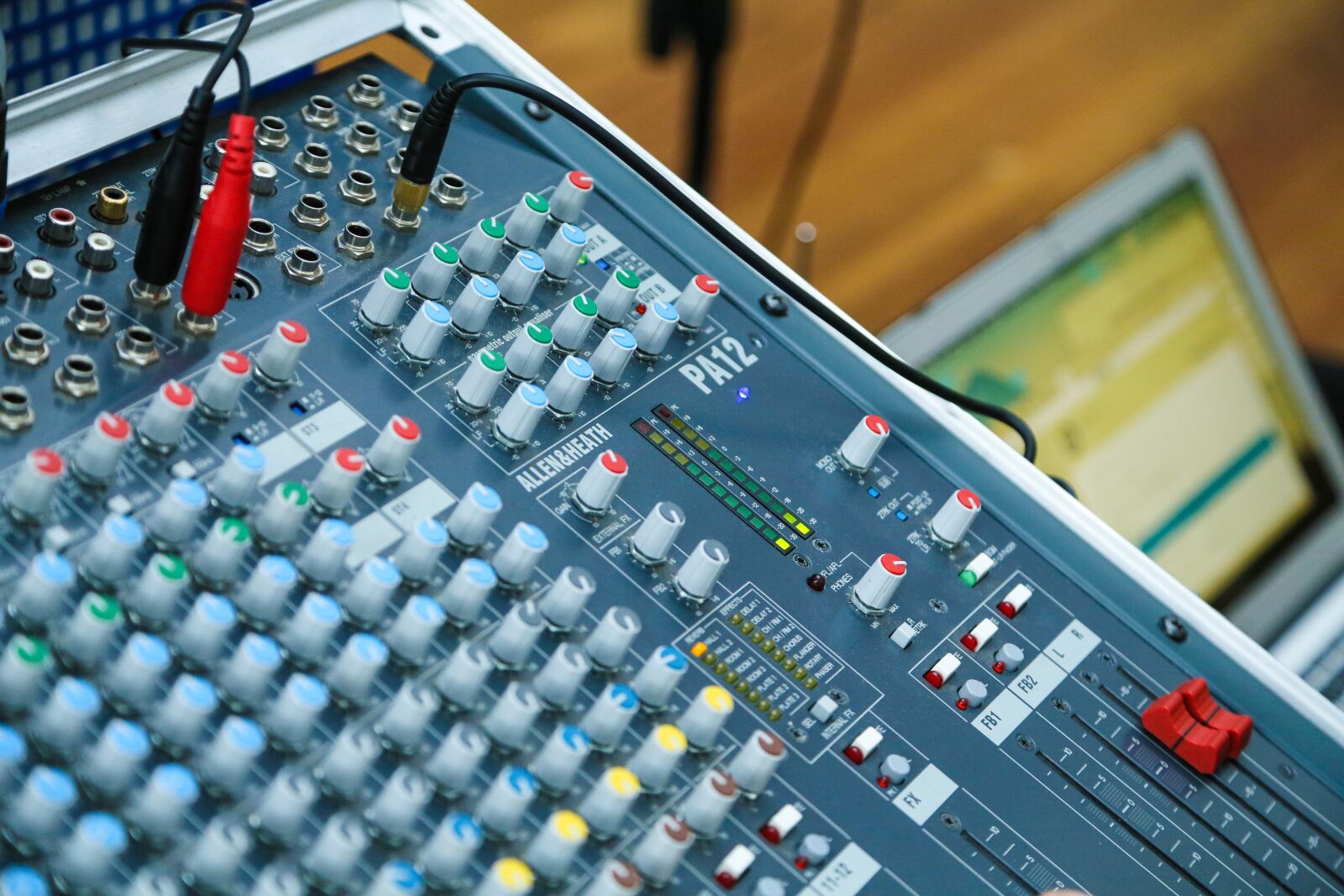 Canon EOS 5D Mark III sample photo. Mixer, remote control, sound photography