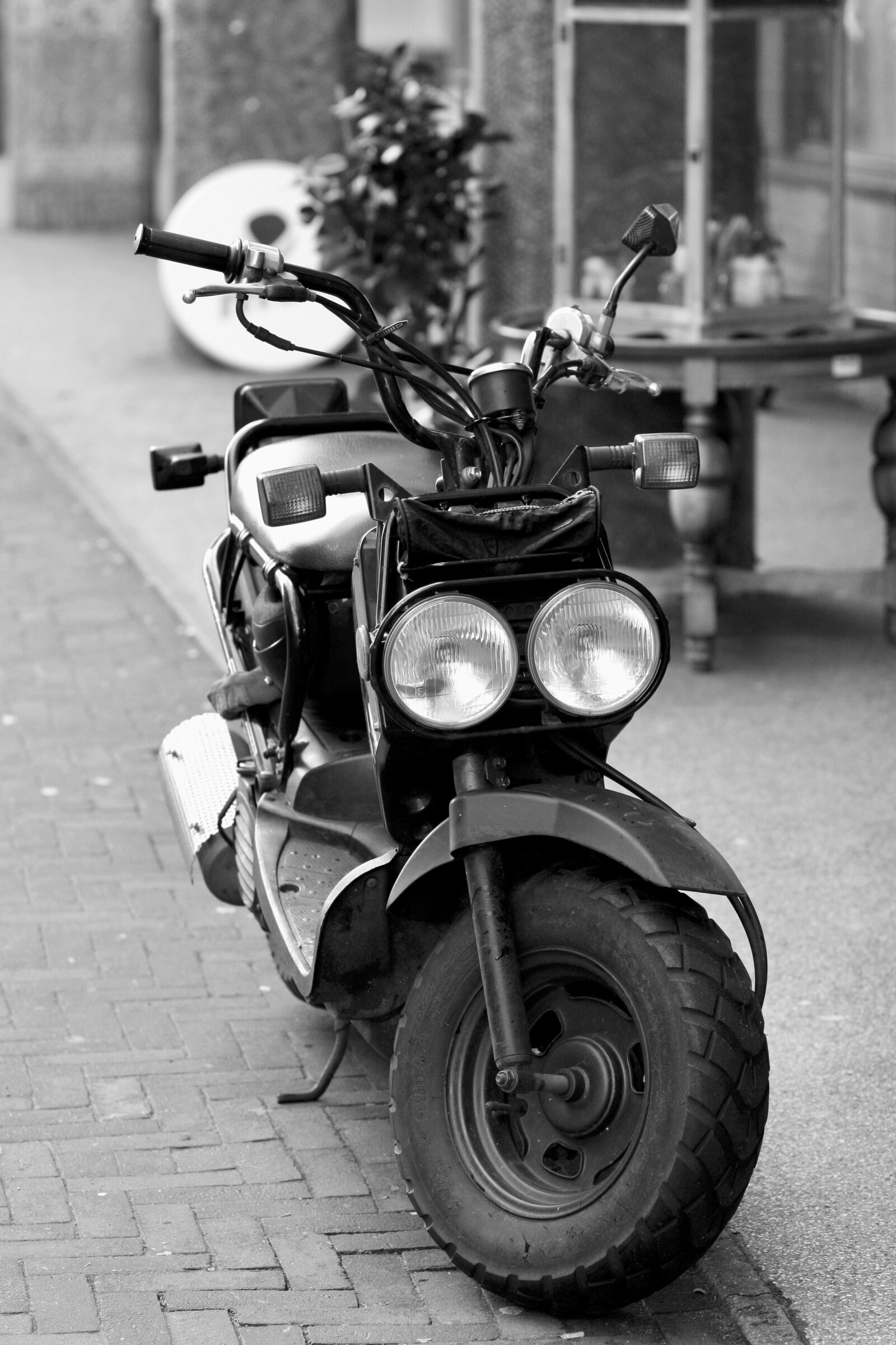 Canon EOS 30D sample photo. Transport, motor, vintage photography