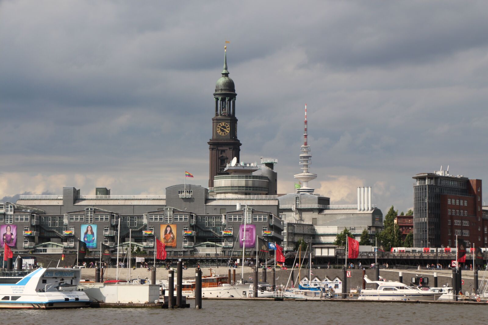 Canon EOS 650D (EOS Rebel T4i / EOS Kiss X6i) sample photo. Michel, hamburg, elbe photography