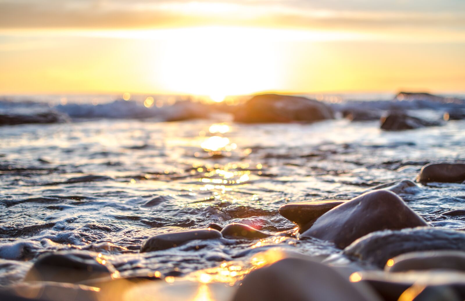 Nikon D5600 sample photo. Sunset, beach, sea photography