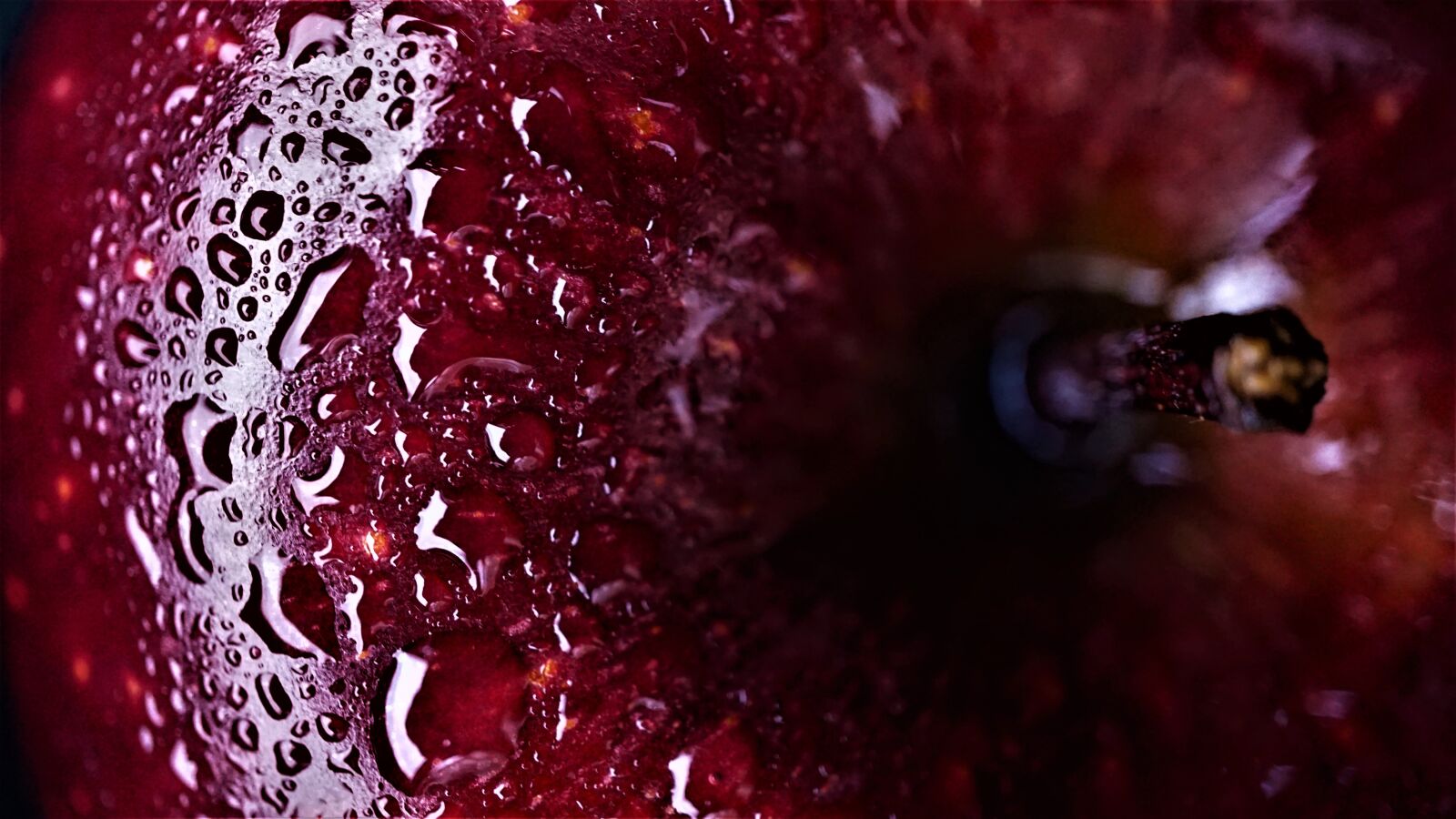 Sony E 30mm F3.5 Macro sample photo. Apple, eat, background photography