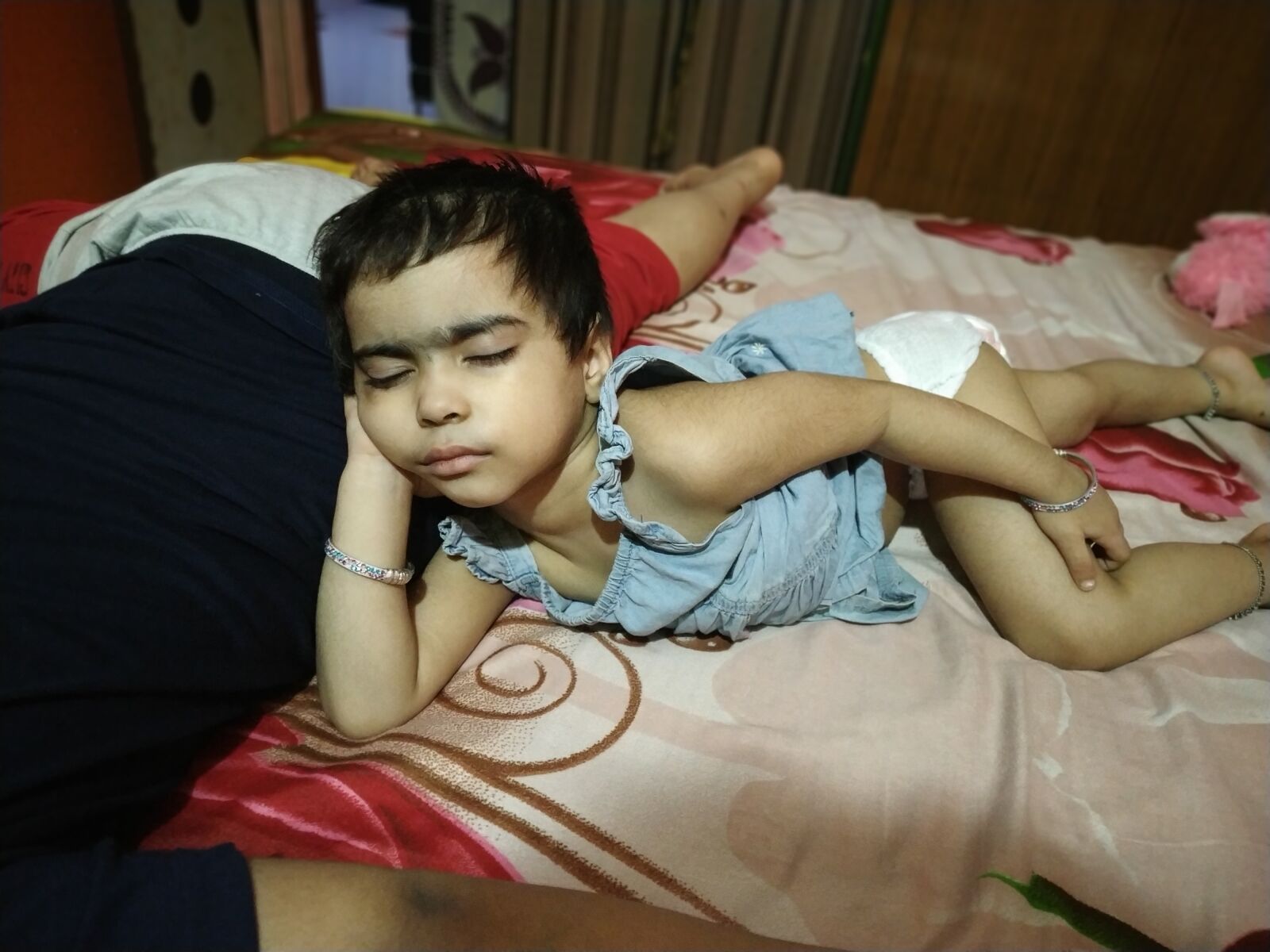 Xiaomi Redmi Note 7 sample photo. Baby sleep, baby, relaxing photography