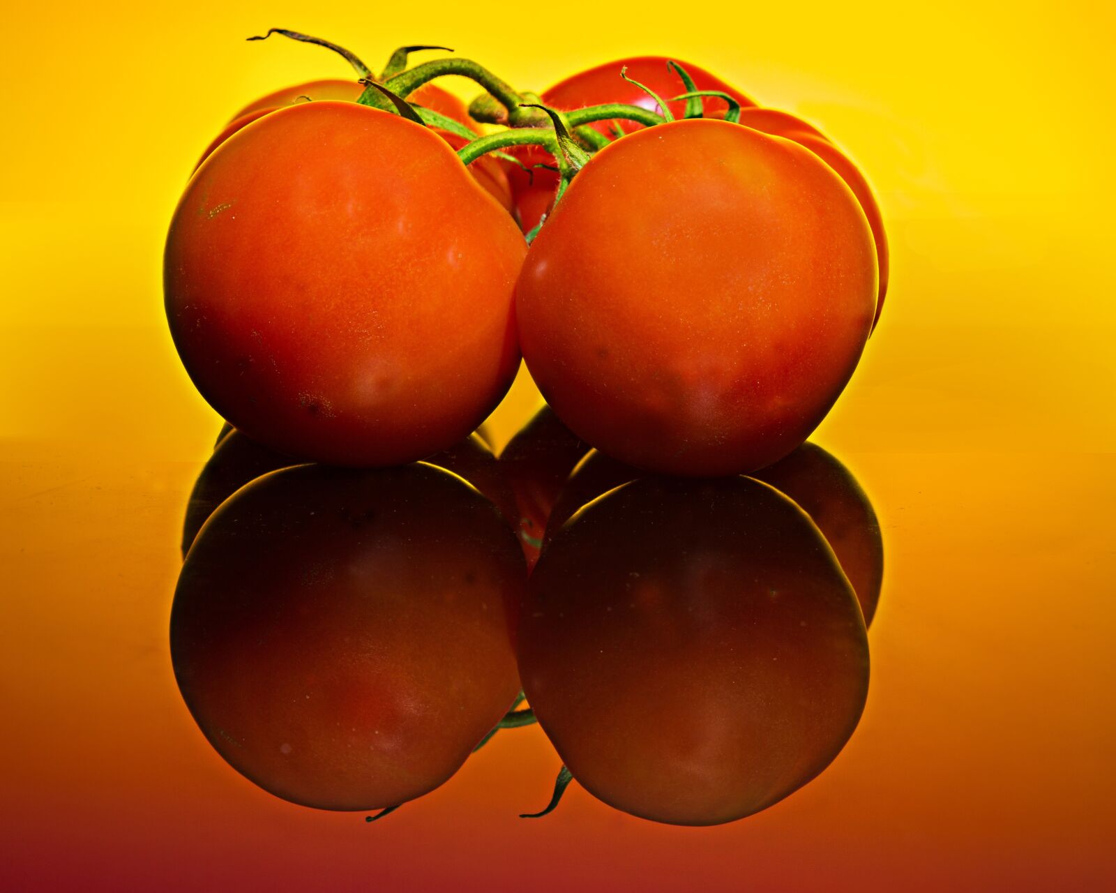 Canon EOS 600D (Rebel EOS T3i / EOS Kiss X5) sample photo. Red, tomatoes, fresh photography