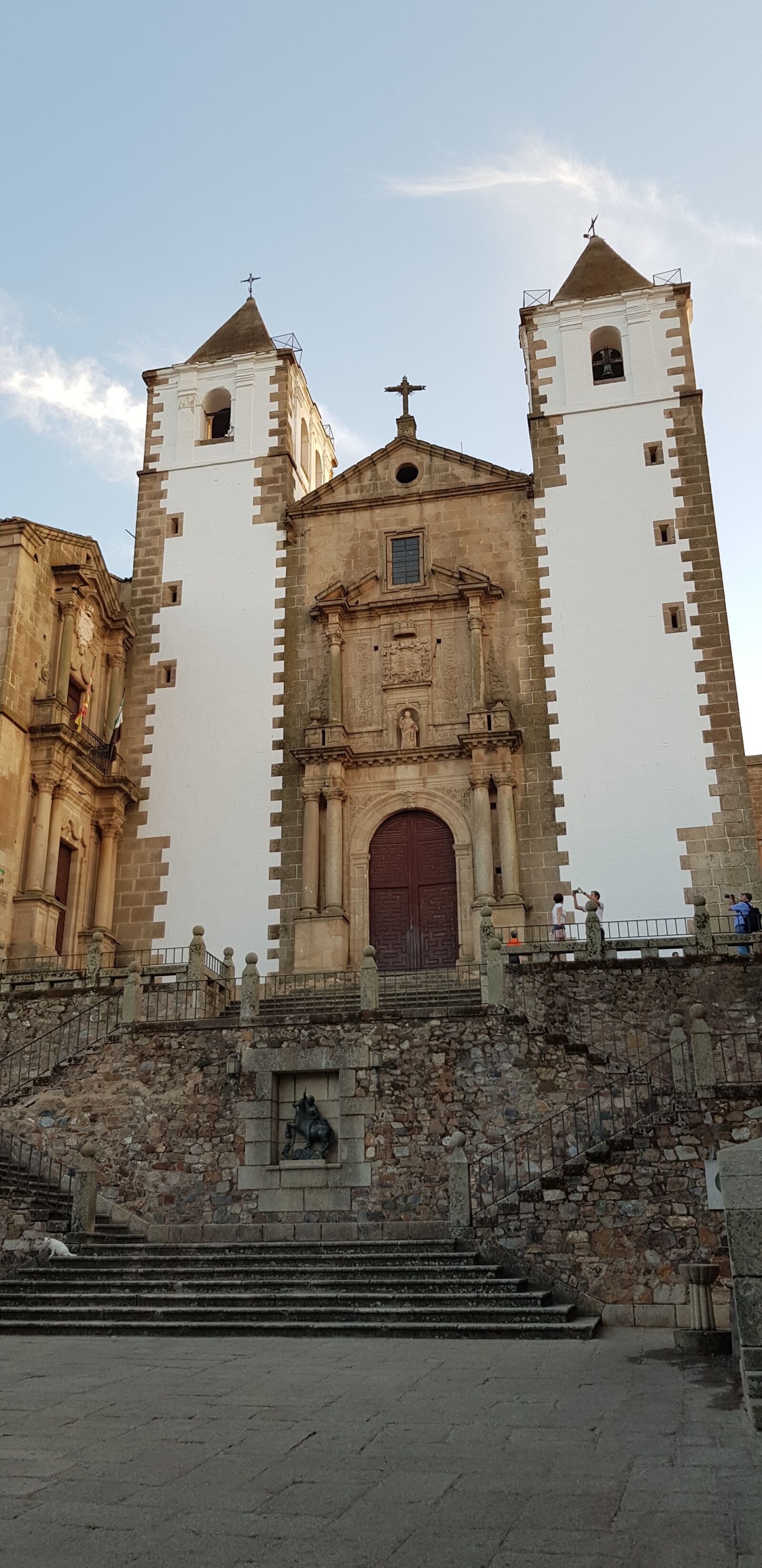 Samsung SM-N950F sample photo. Cáceres, city, extremadura photography