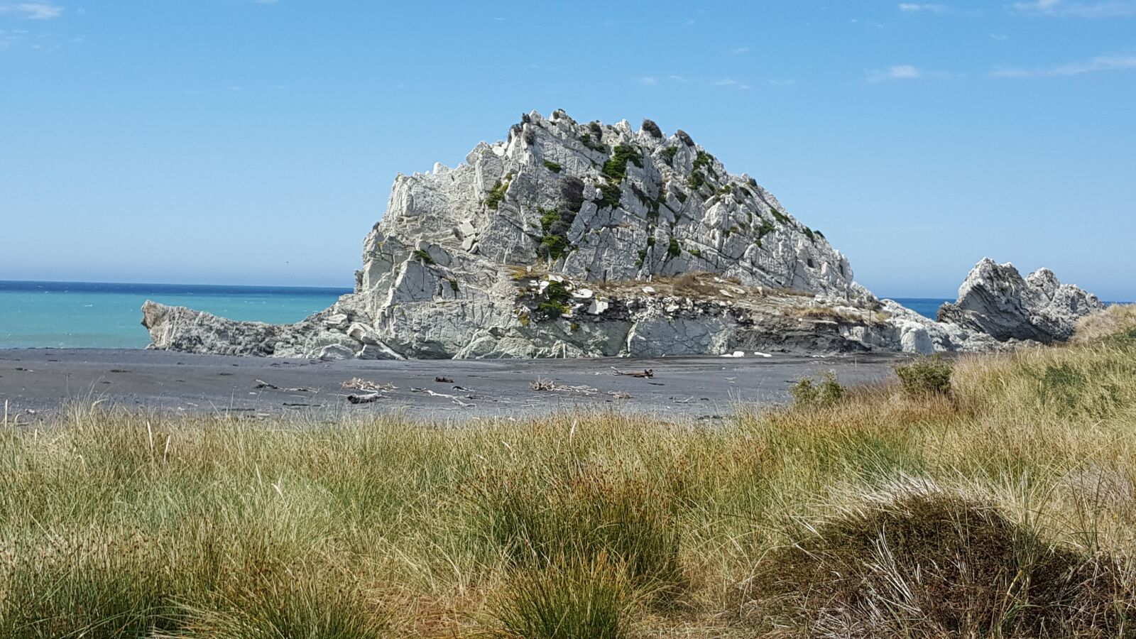 Samsung Galaxy S6 sample photo. Whiterock, tourism, new zealand photography