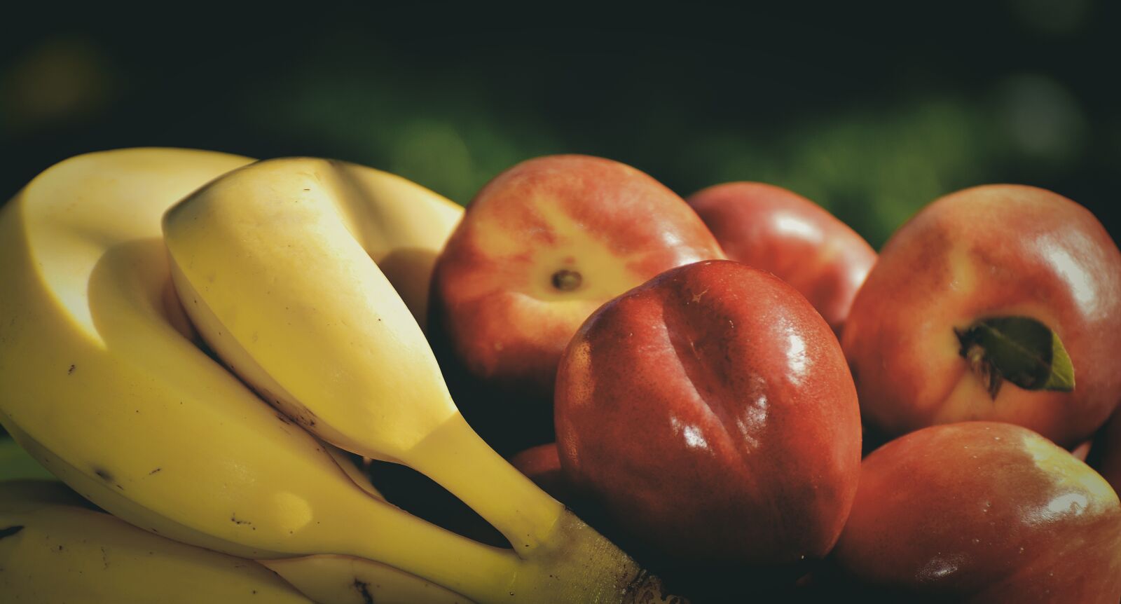 Nikon D3200 sample photo. Bananas, nectarines, fruit photography
