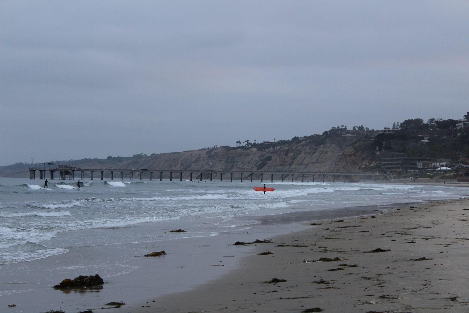 Canon EOS 1300D (EOS Rebel T6 / EOS Kiss X80) sample photo. Surfer, coast, beach photography