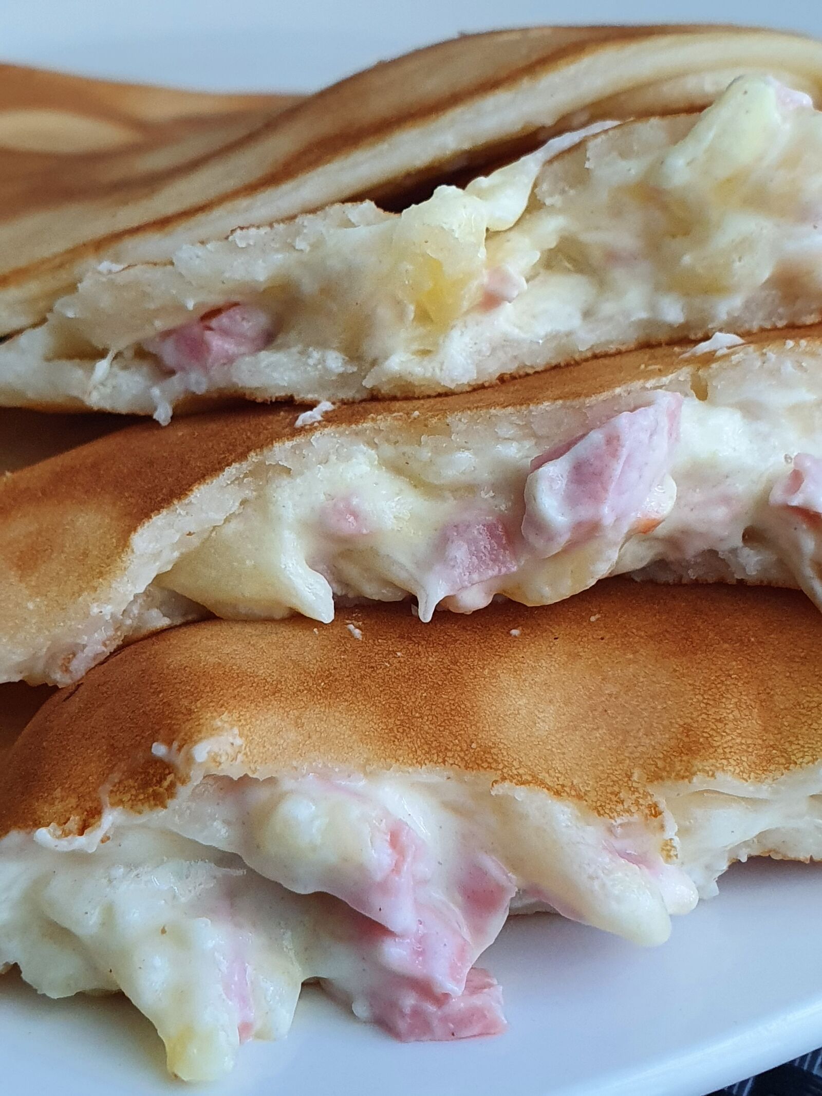 Samsung Galaxy S10 sample photo. Ham, spent, pancakes photography