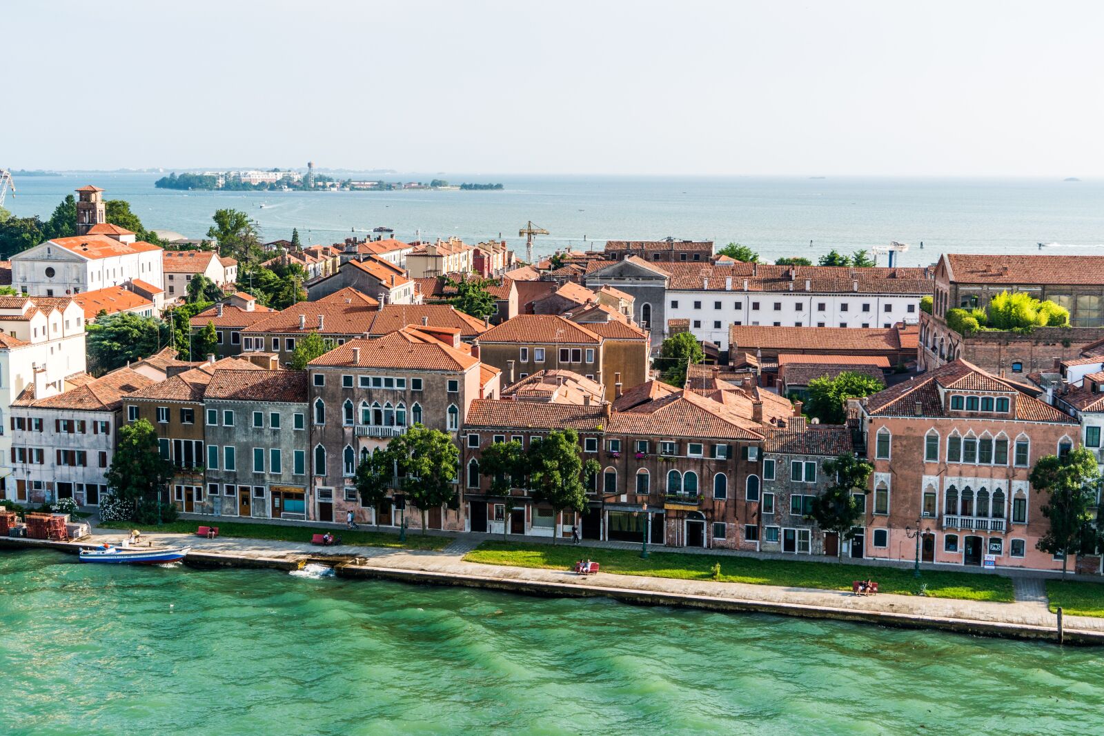Sony a7R II + Sony FE 24-240mm F3.5-6.3 OSS sample photo. Venice, cruise, mediterranean photography