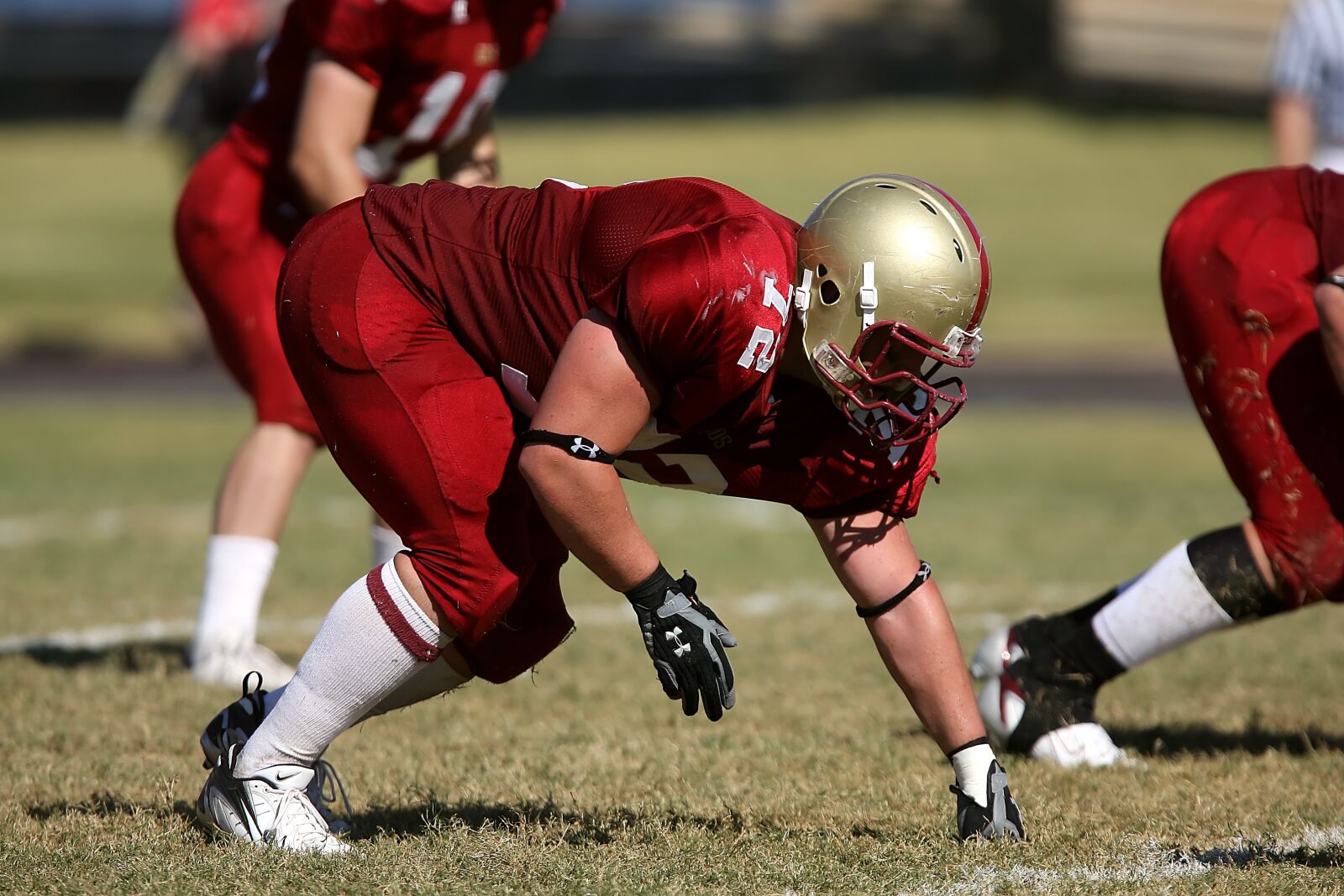Canon EOS-1D Mark II N sample photo. Football, lineman, helmet photography