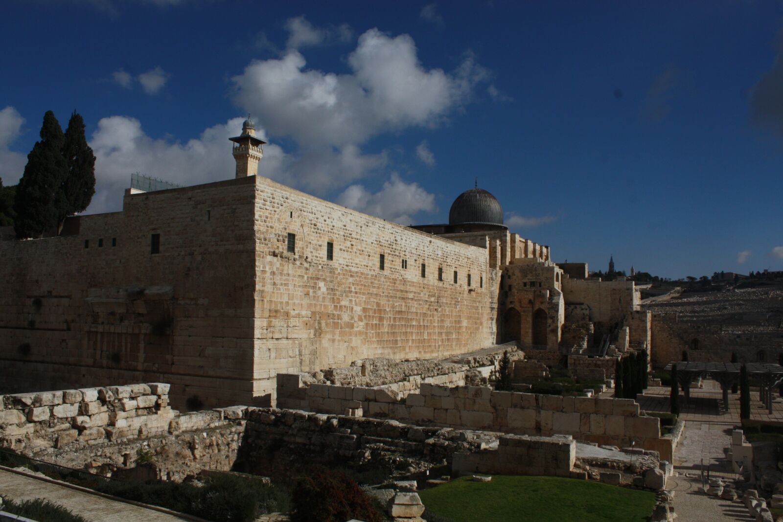 Canon EOS 450D (EOS Rebel XSi / EOS Kiss X2) sample photo. Jerusalem, the temple property photography