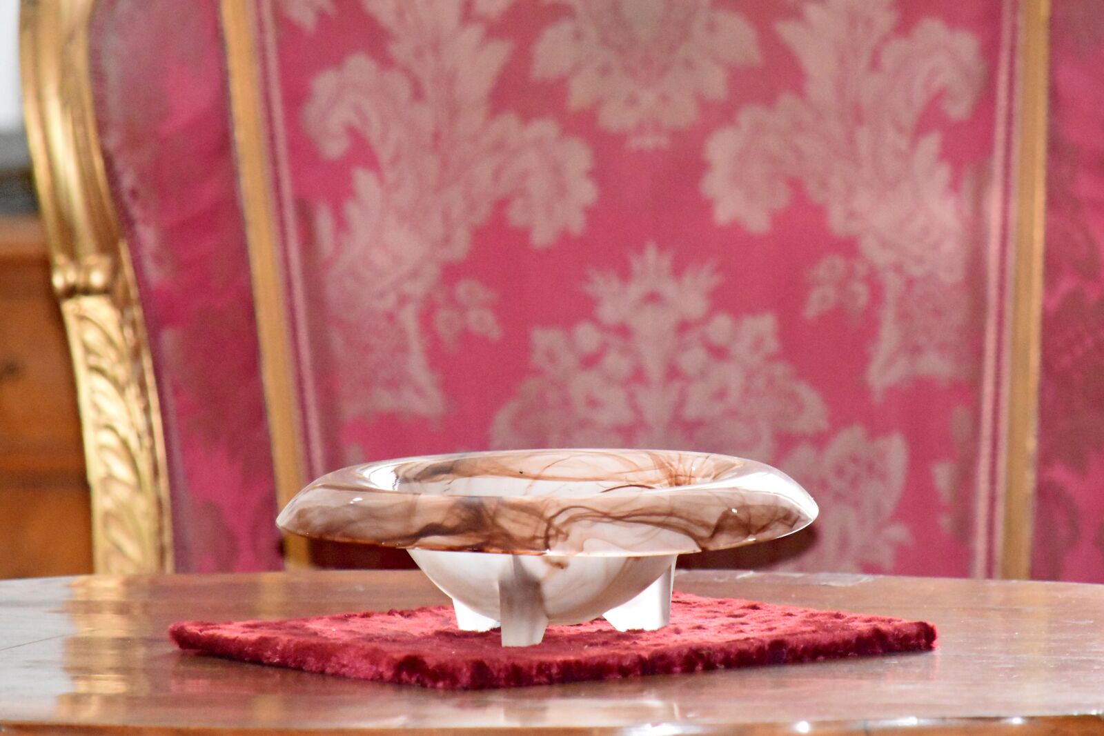 Nikon D5500 sample photo. Ashtray, furniture, glass, interior photography