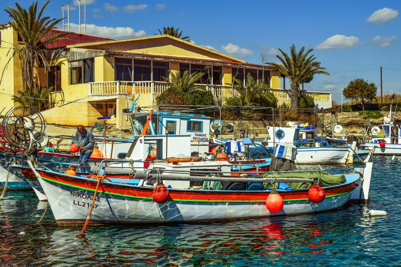 Nikon D3300 sample photo. Boat, harbor, fishing shelter photography