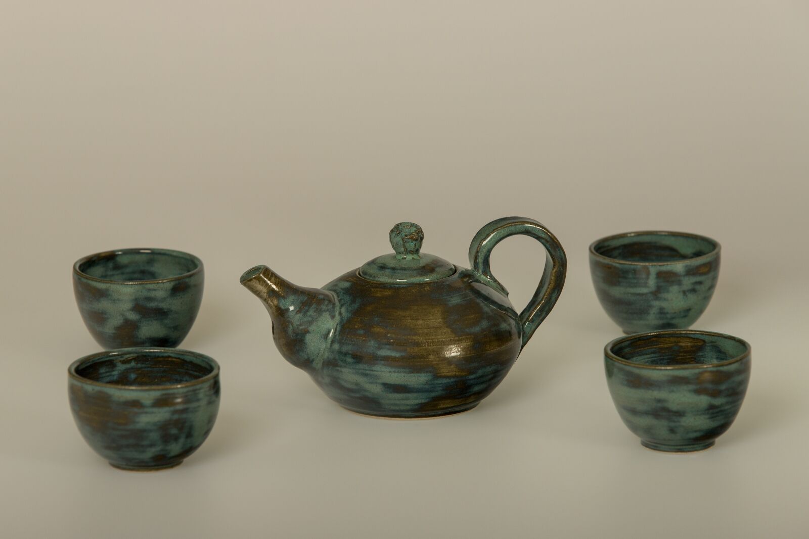 Canon EOS 6D Mark II sample photo. Jug, t, ceramic photography