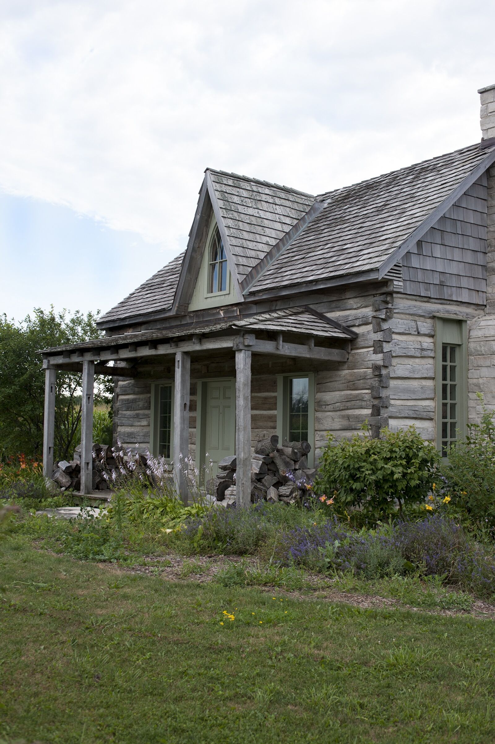 Nikon D700 sample photo. House, outdoors, architecture photography