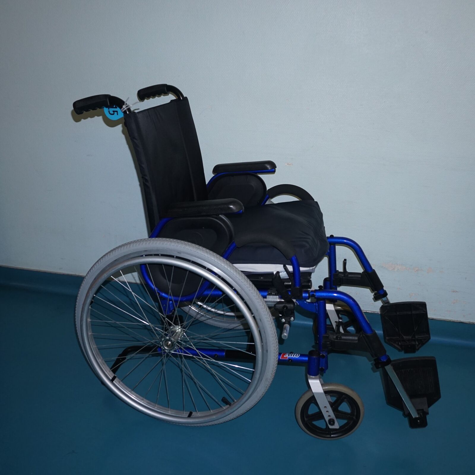 Sony a6000 sample photo. Fauteuil, roulant, handicap, handicape photography