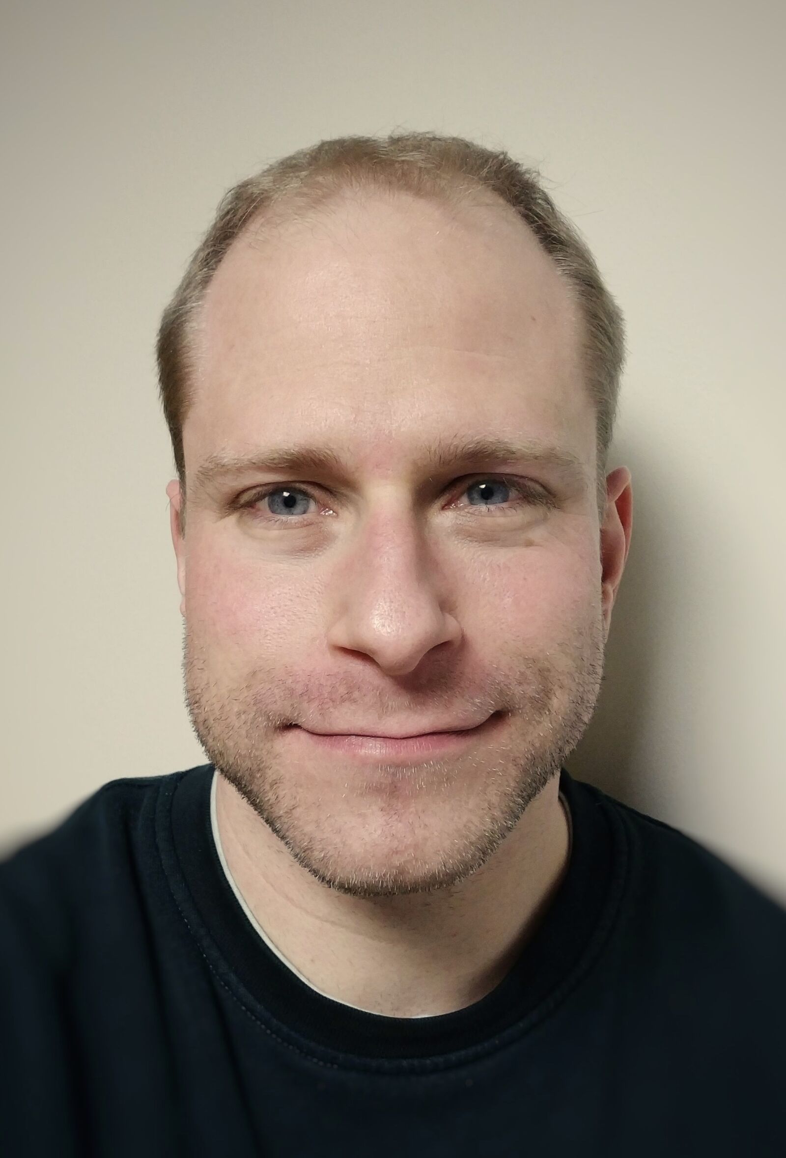 OnePlus 5 sample photo. Man, face, portrait photography