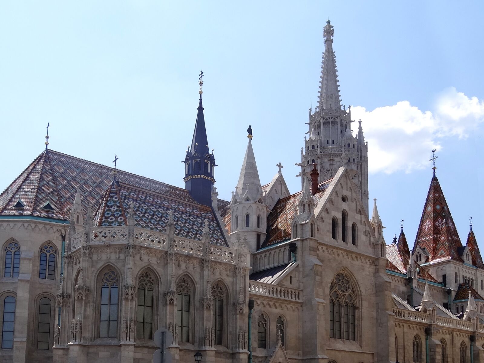 Sony Cyber-shot DSC-HX100V sample photo. Budapest, castle, trip photography