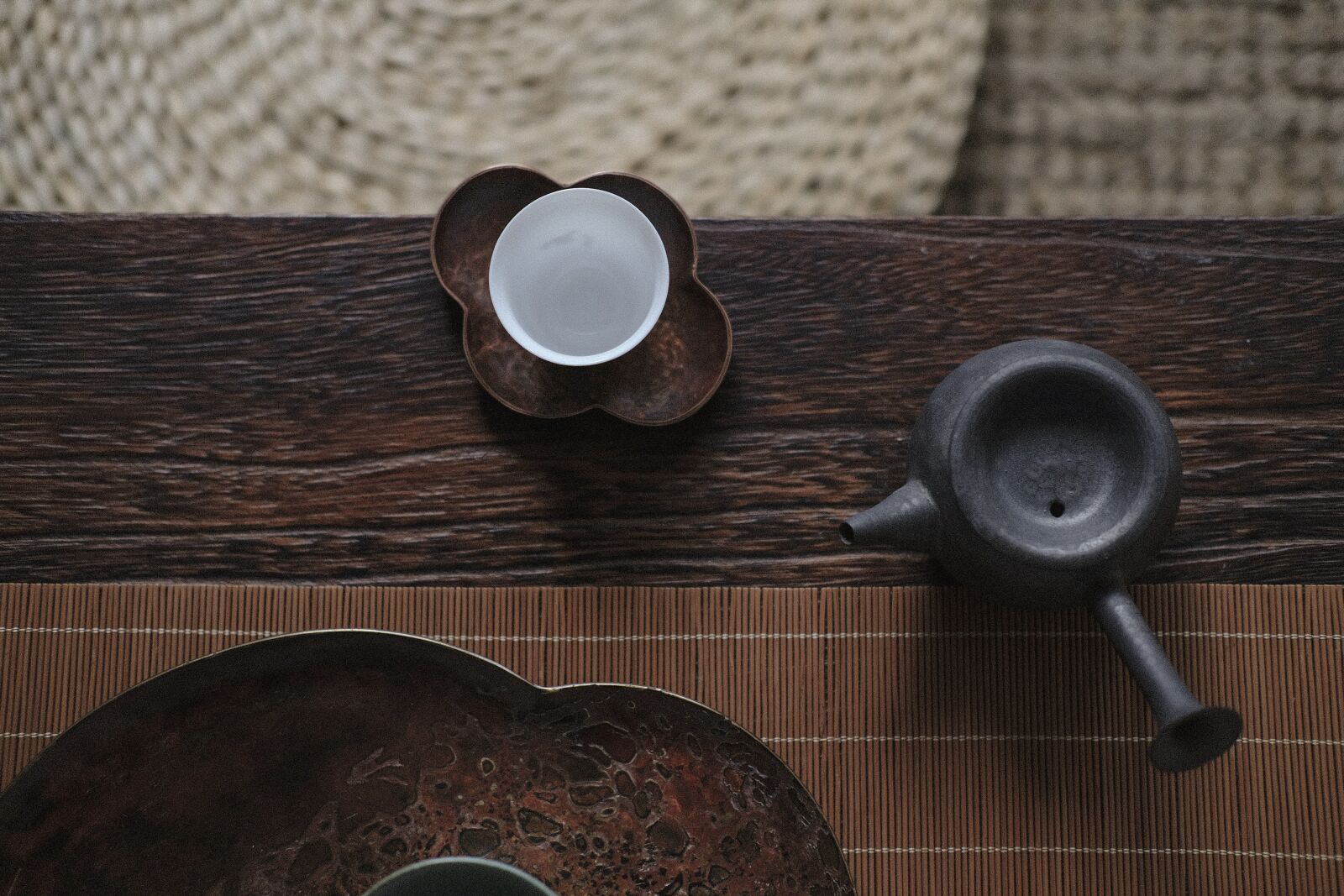 Fujifilm X-Pro2 + Fujifilm XF 35mm F2 R WR sample photo. Tea, teaceremony, copper photography
