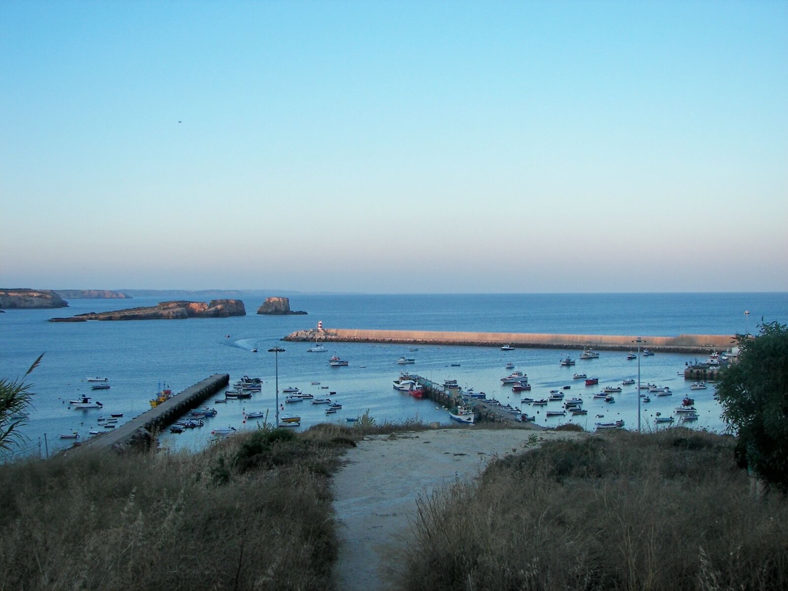 Kodak P850 ZOOM DIGITAL CAMERA sample photo. Algarve, boats, fishing, harbour photography