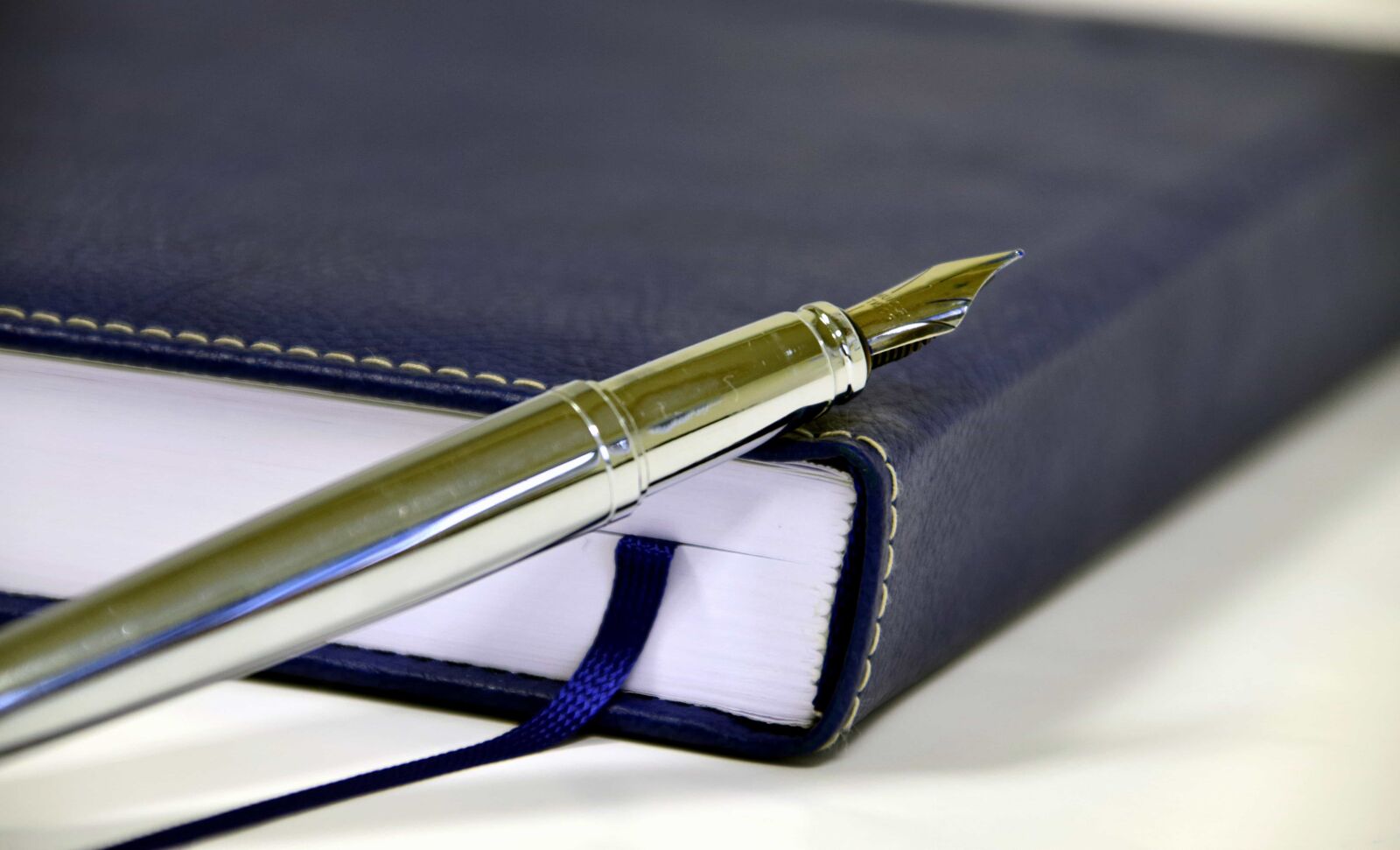 Nikon D3300 sample photo. Business, note, pen, planner photography