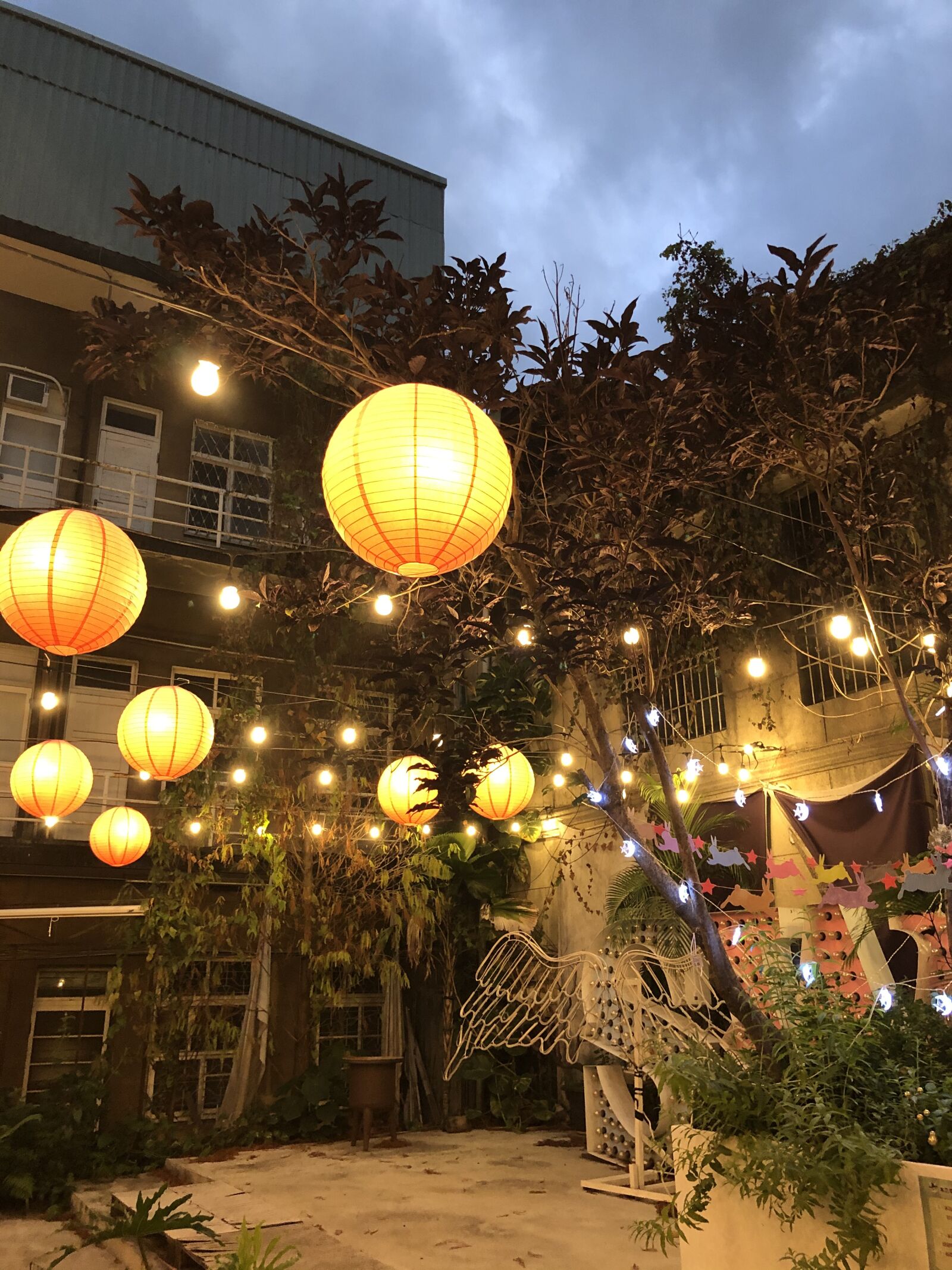 iPhone 8 Plus back dual camera 3.99mm f/1.8 sample photo. Night, lights, moon photography